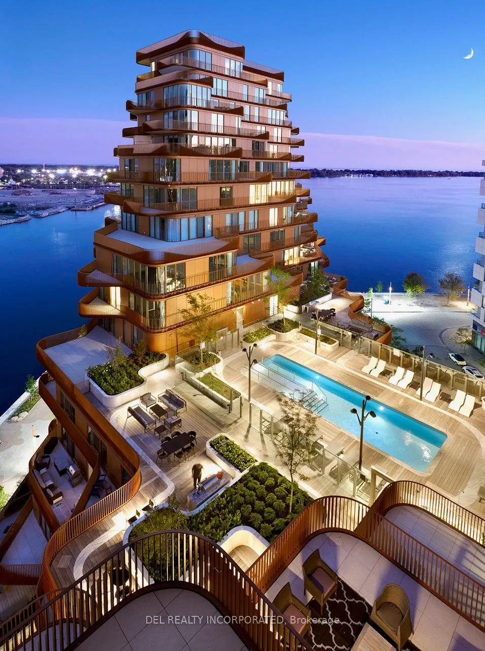 155 Merchants' Wharf #701