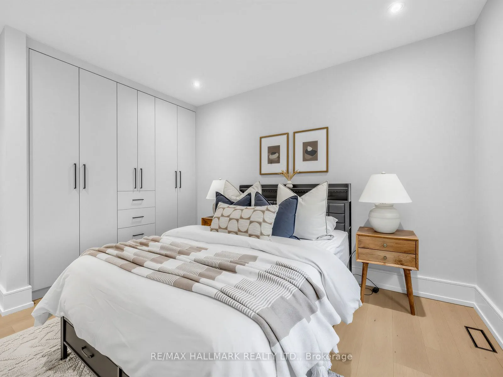 30 Kellythorne Drive