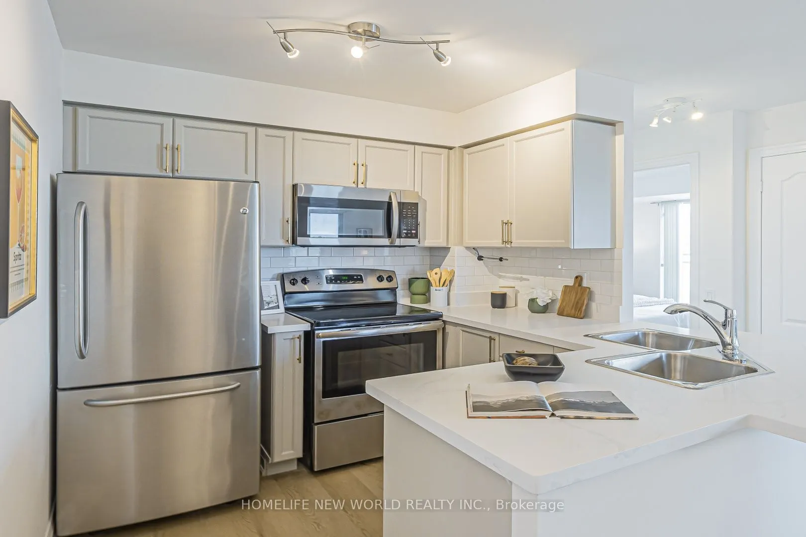21 Hillcrest Avenue #1501