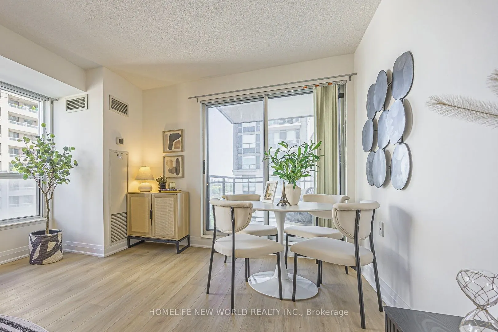 21 Hillcrest Avenue #1501