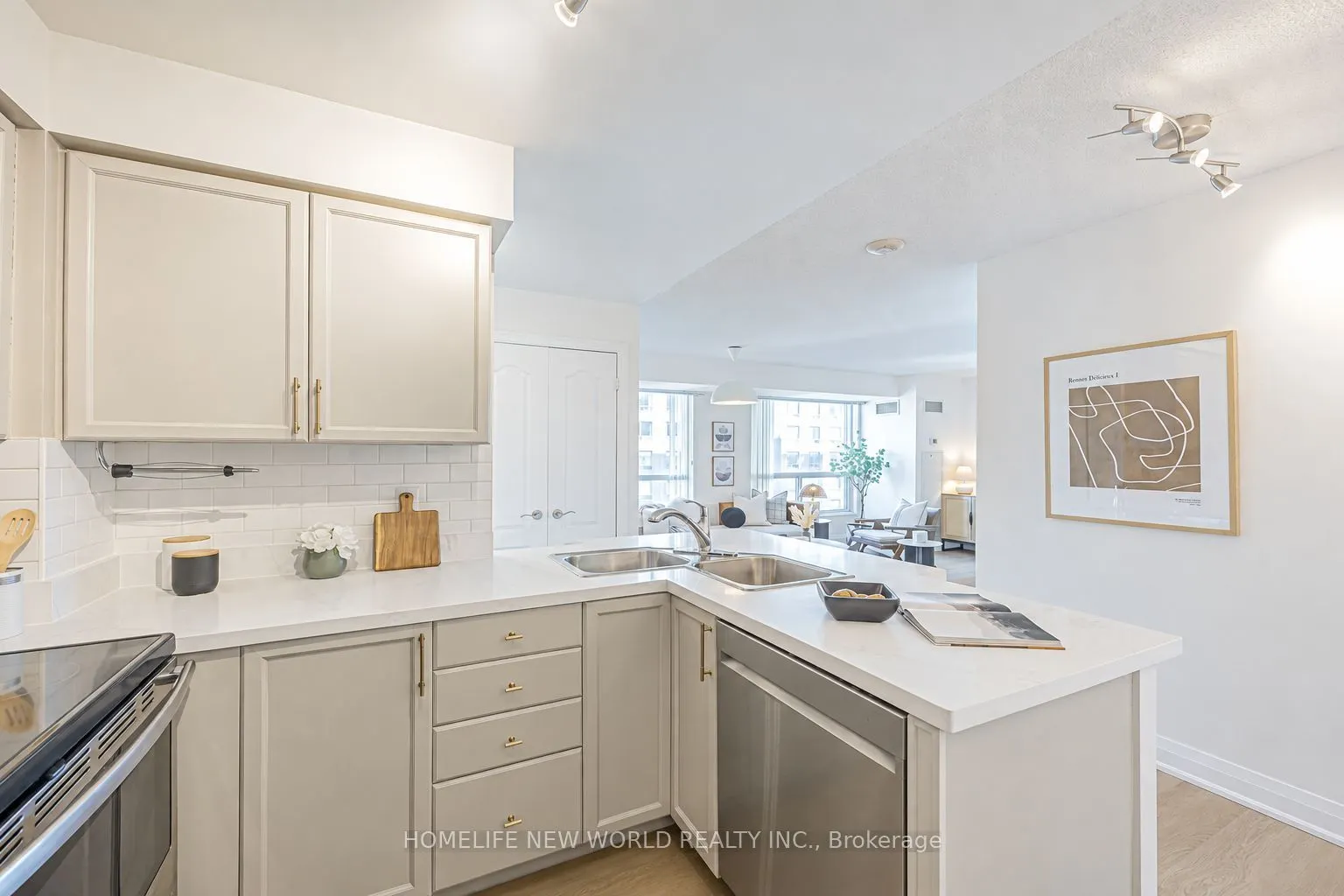 21 Hillcrest Avenue #1501