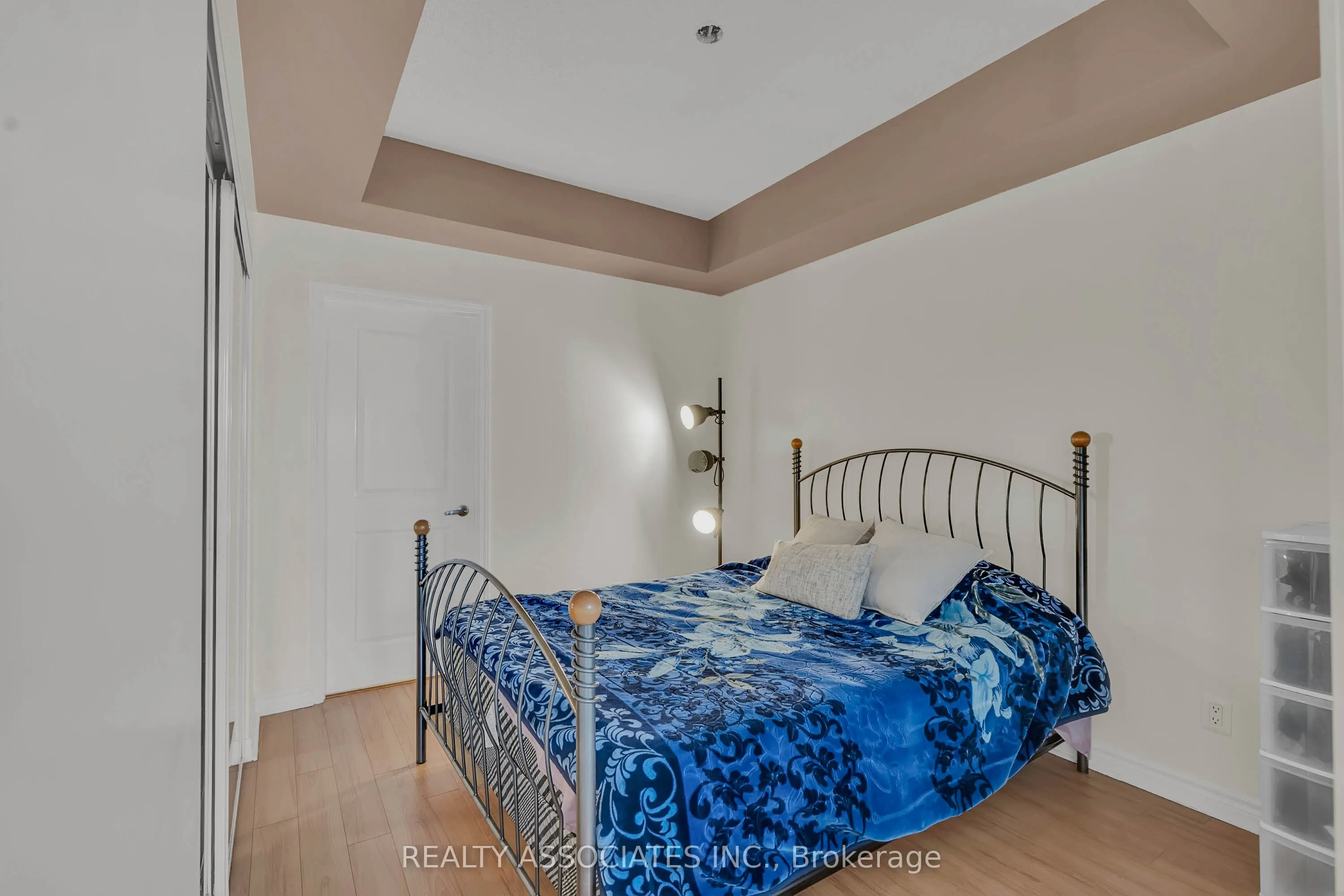 2885 Bayview Avenue #238