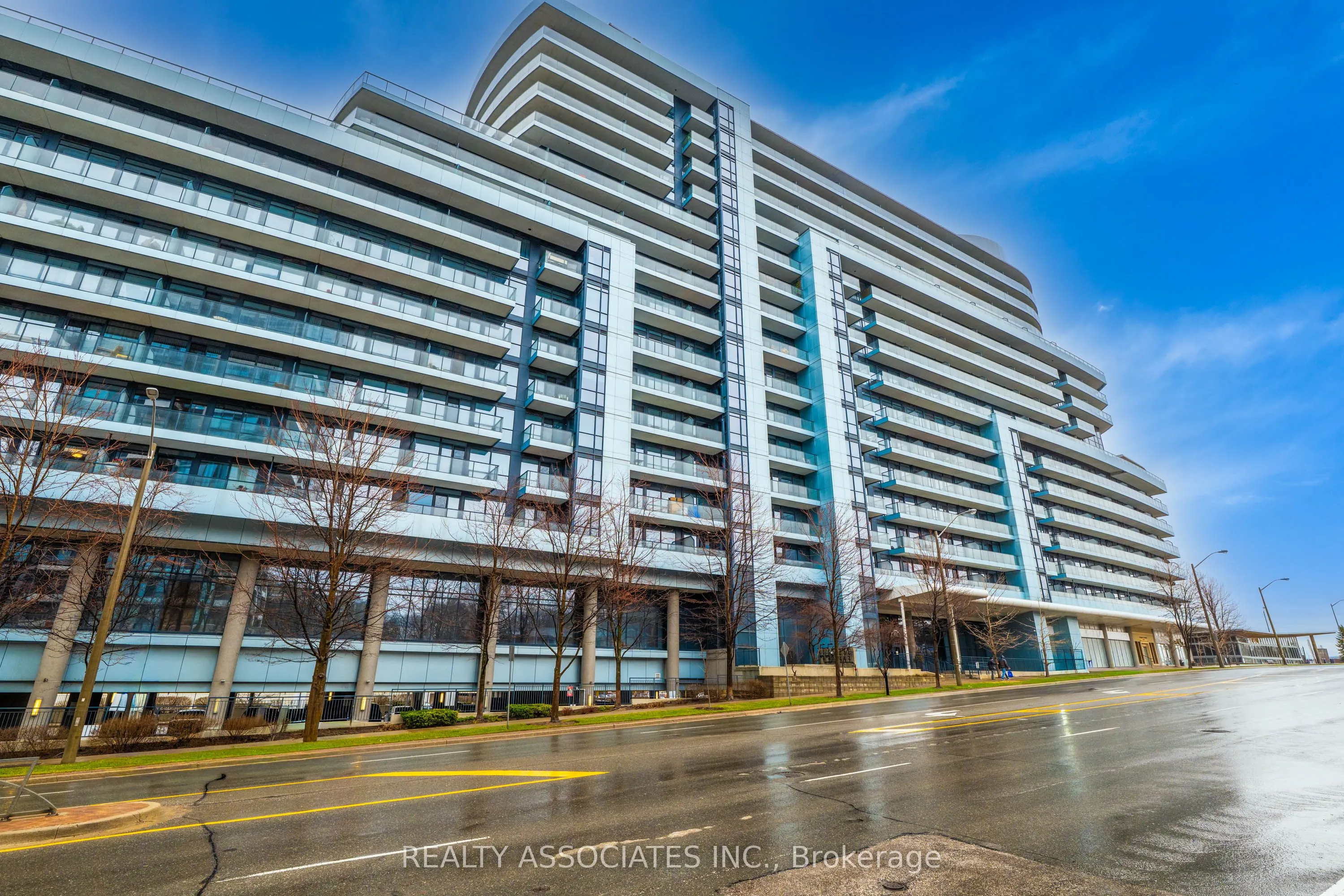 2885 Bayview Avenue #238