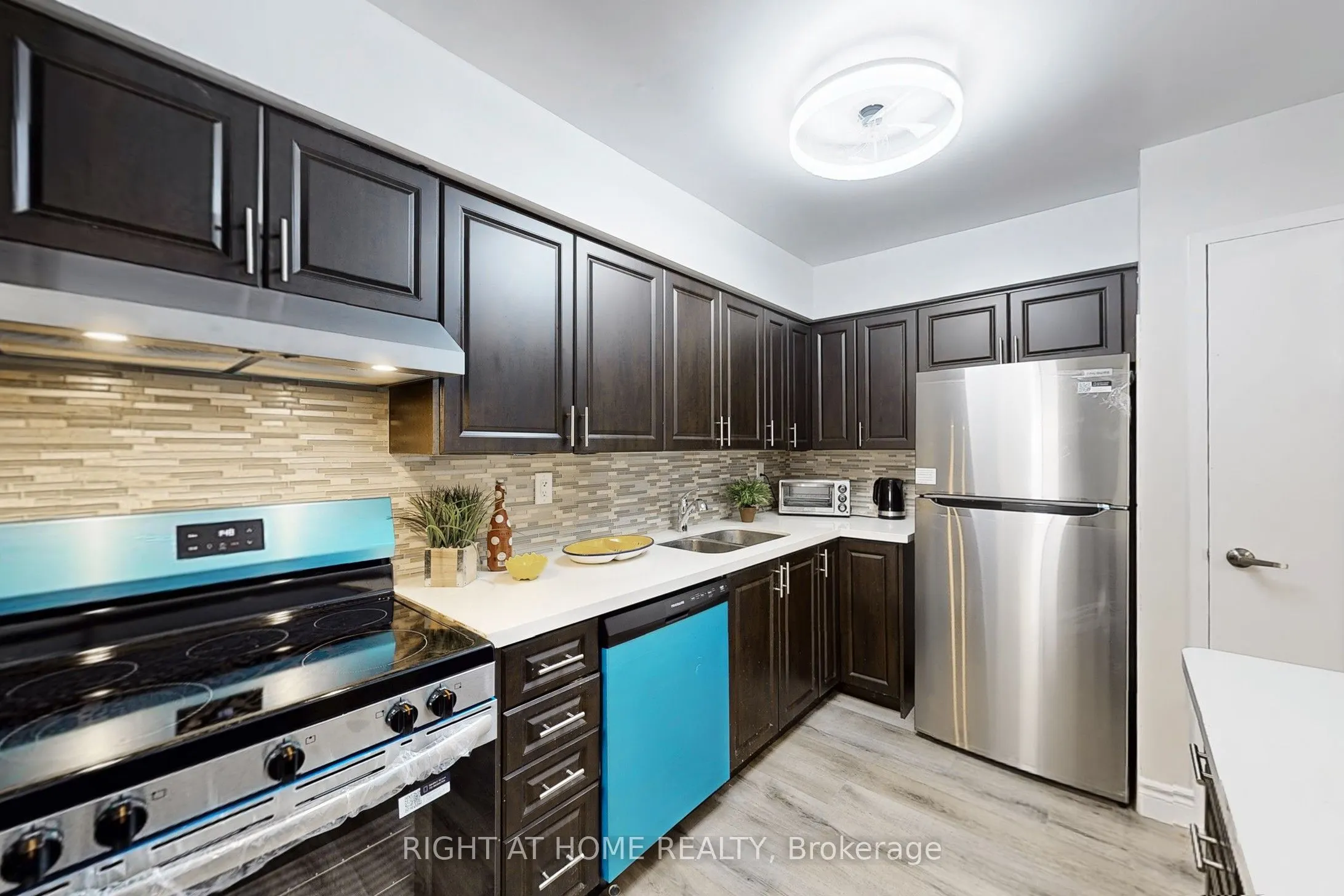 1338 York Mills Road #702