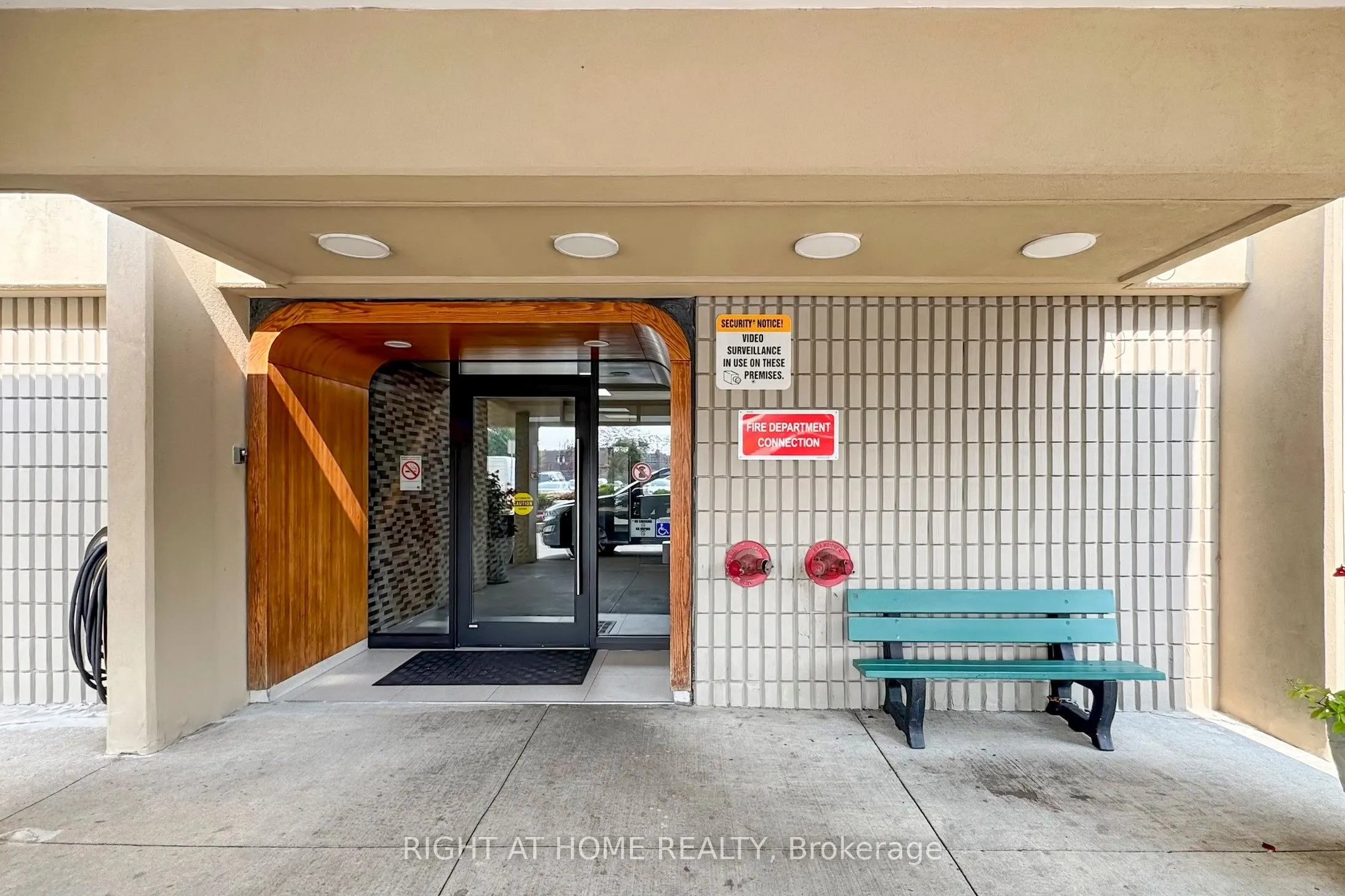 1338 York Mills Road #702