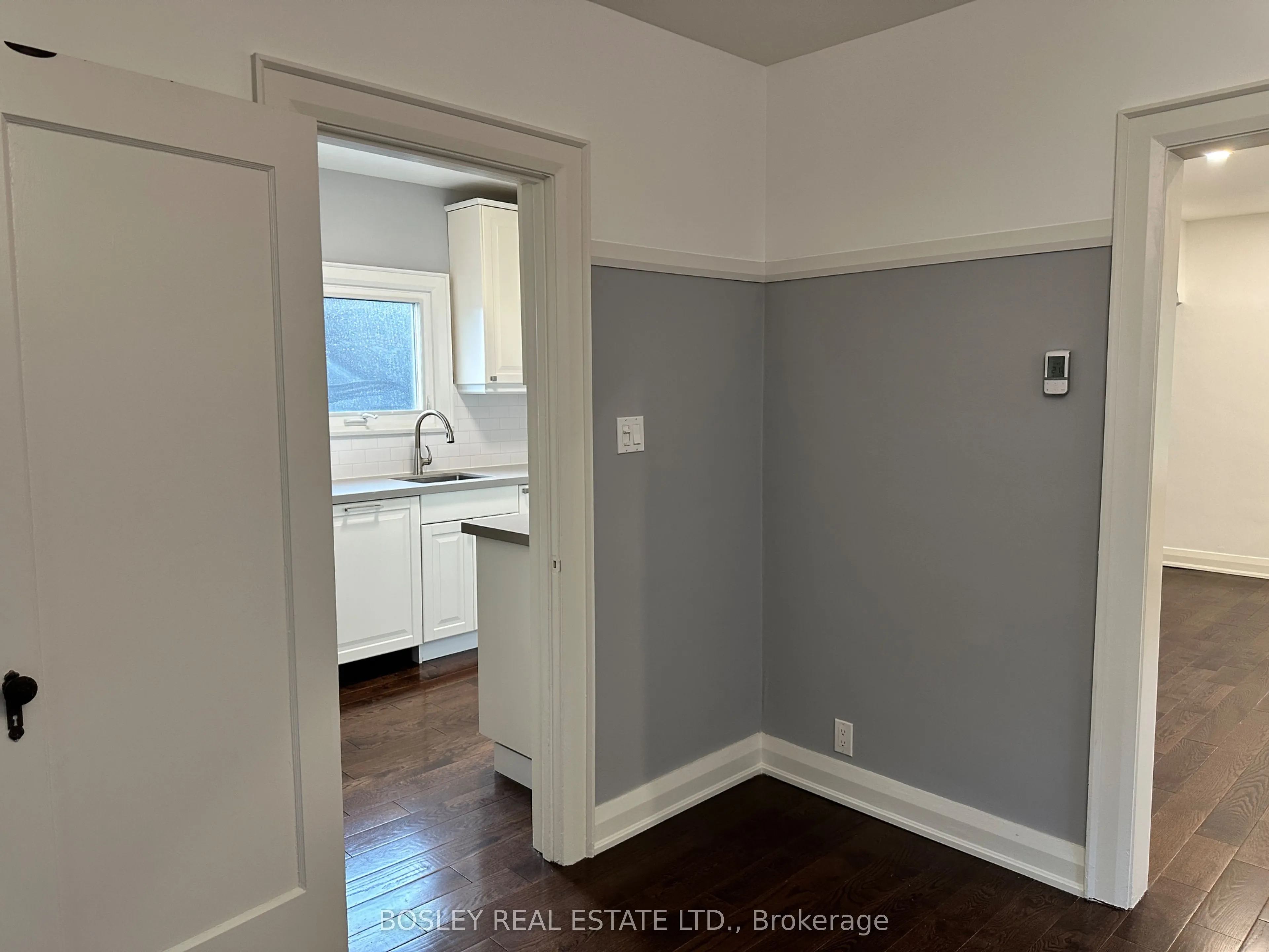 229 Manor Road E #2