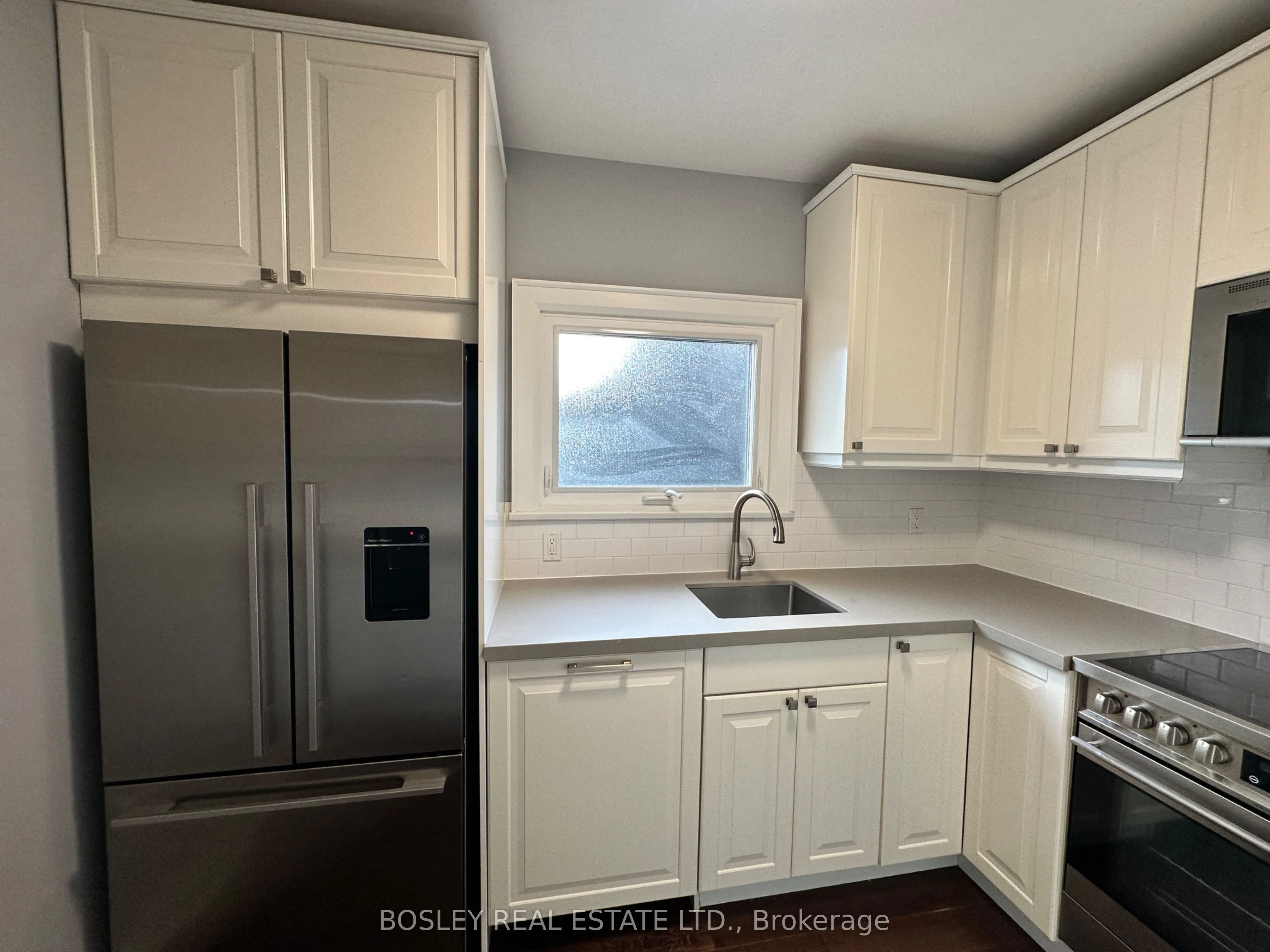 229 Manor Road E #2