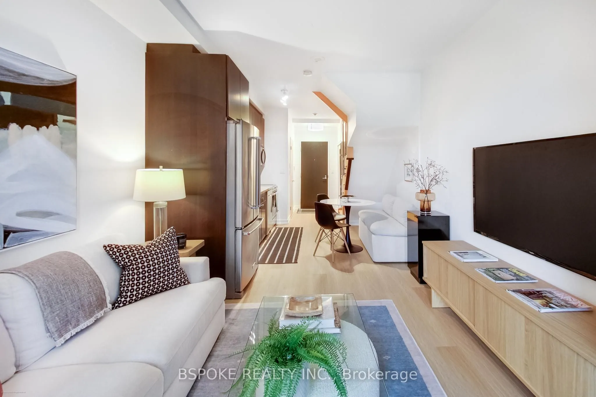 1005 King Street W #132