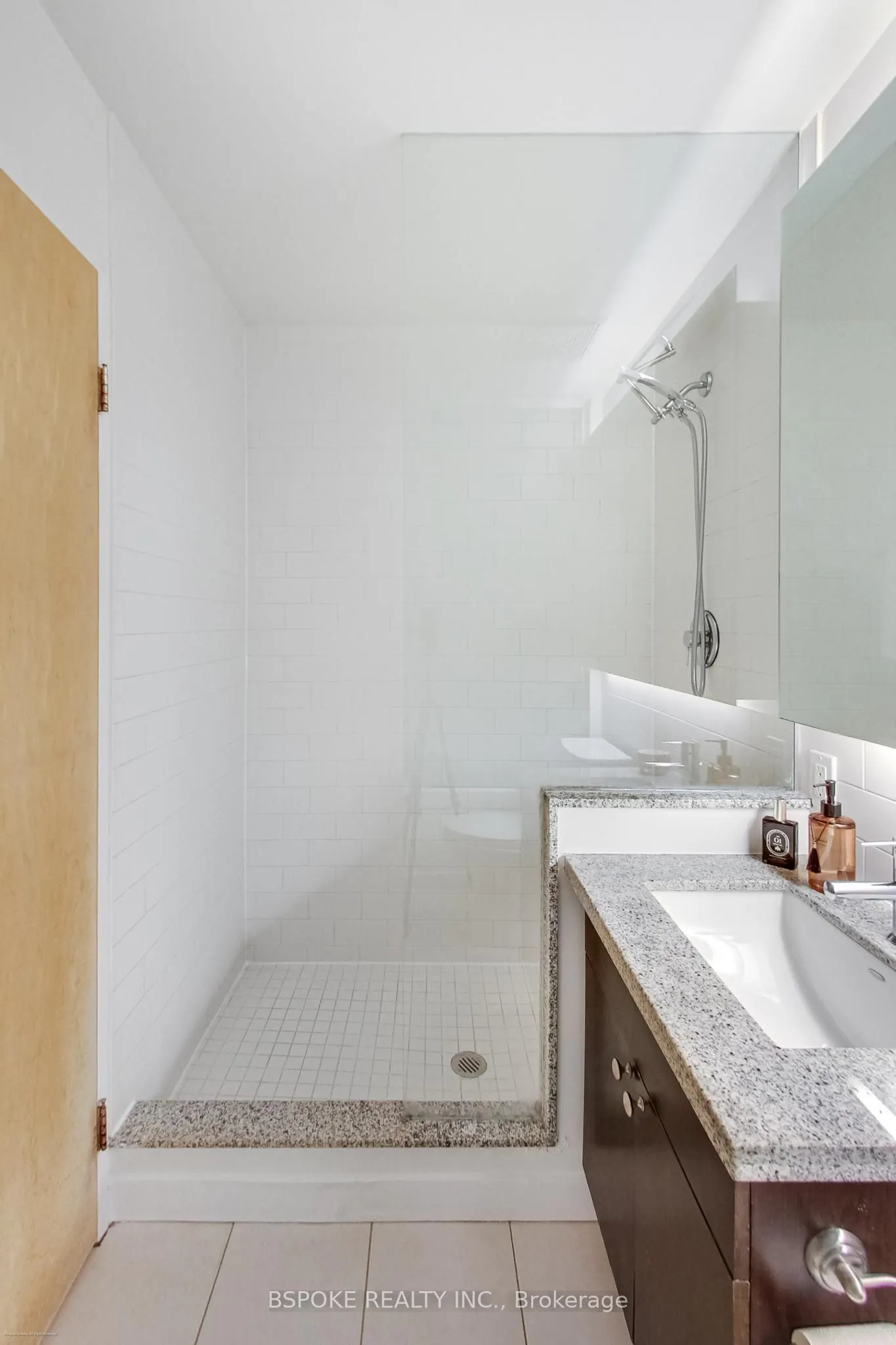 1005 King Street W #132