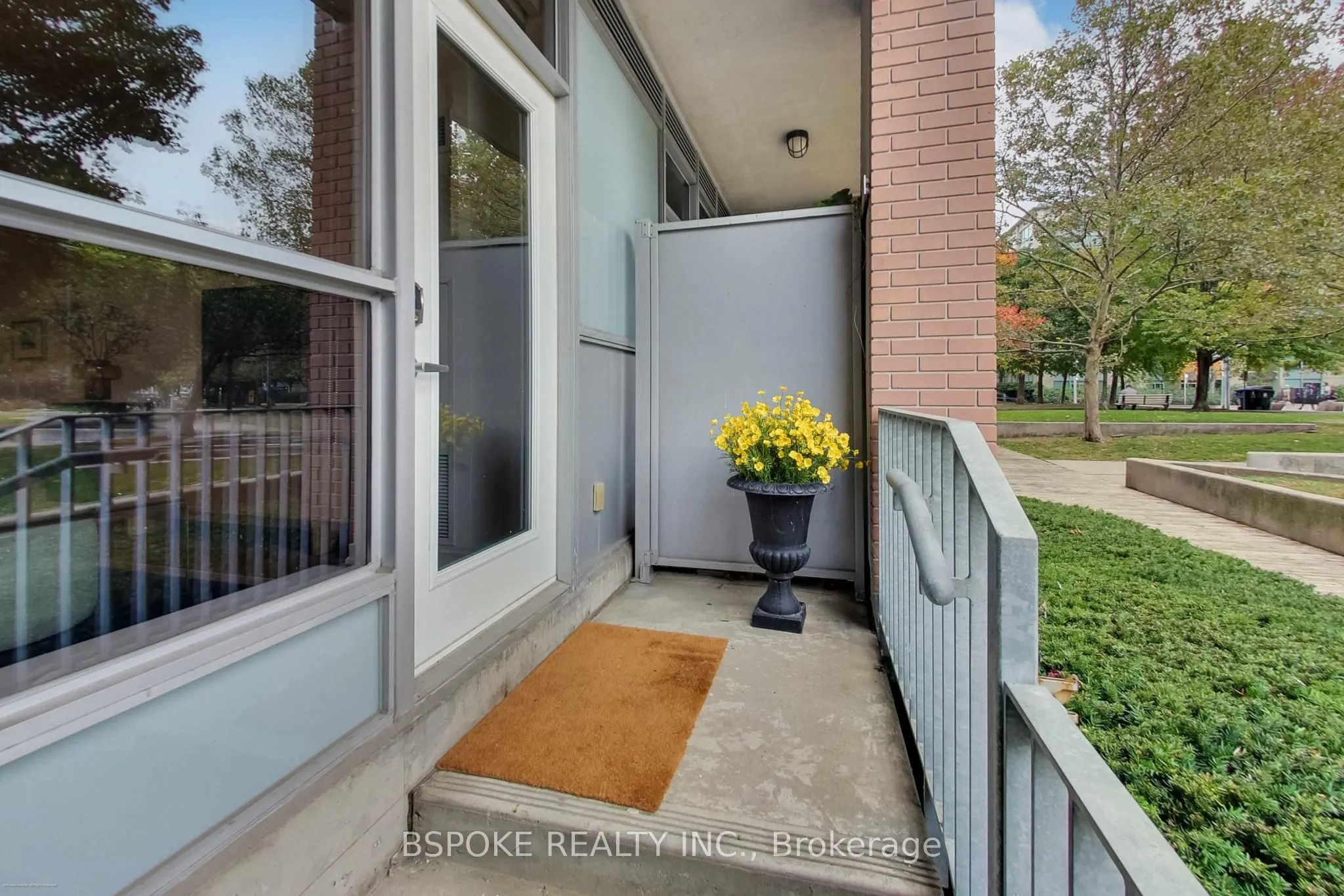 1005 King Street W #132