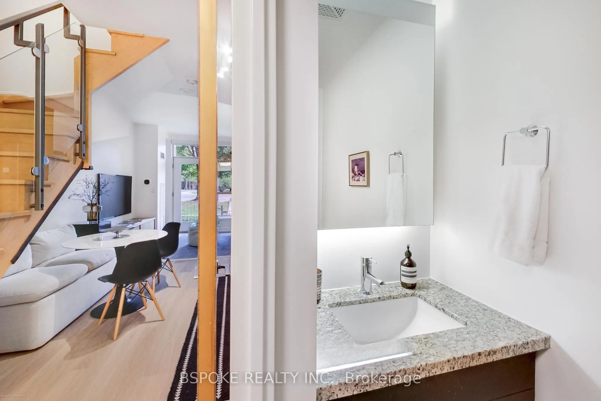 1005 King Street W #132