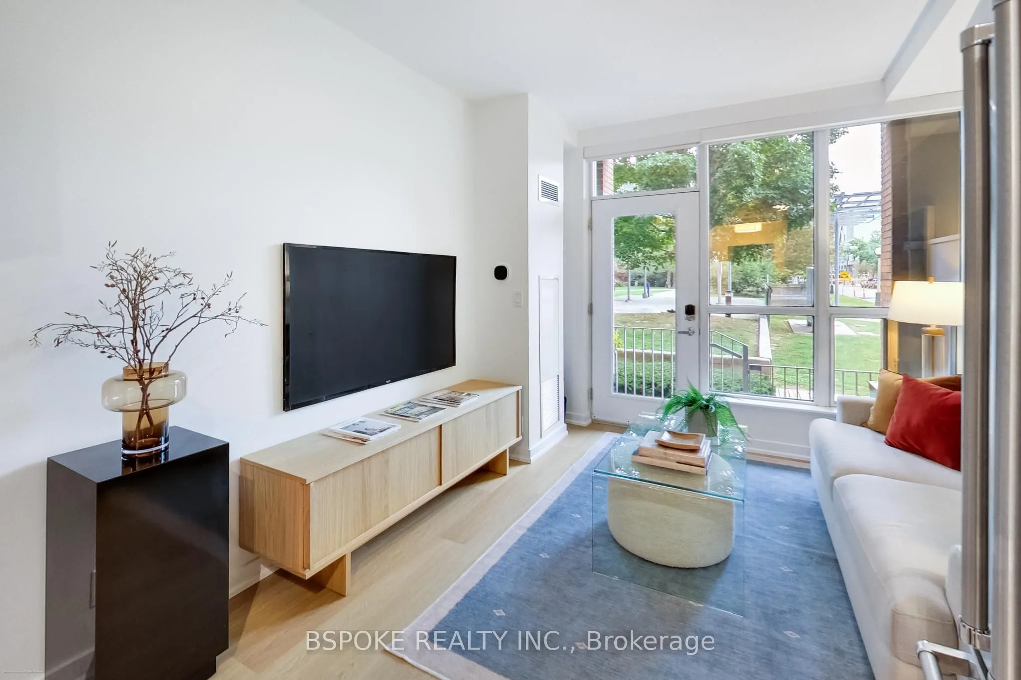 1005 King Street W #132