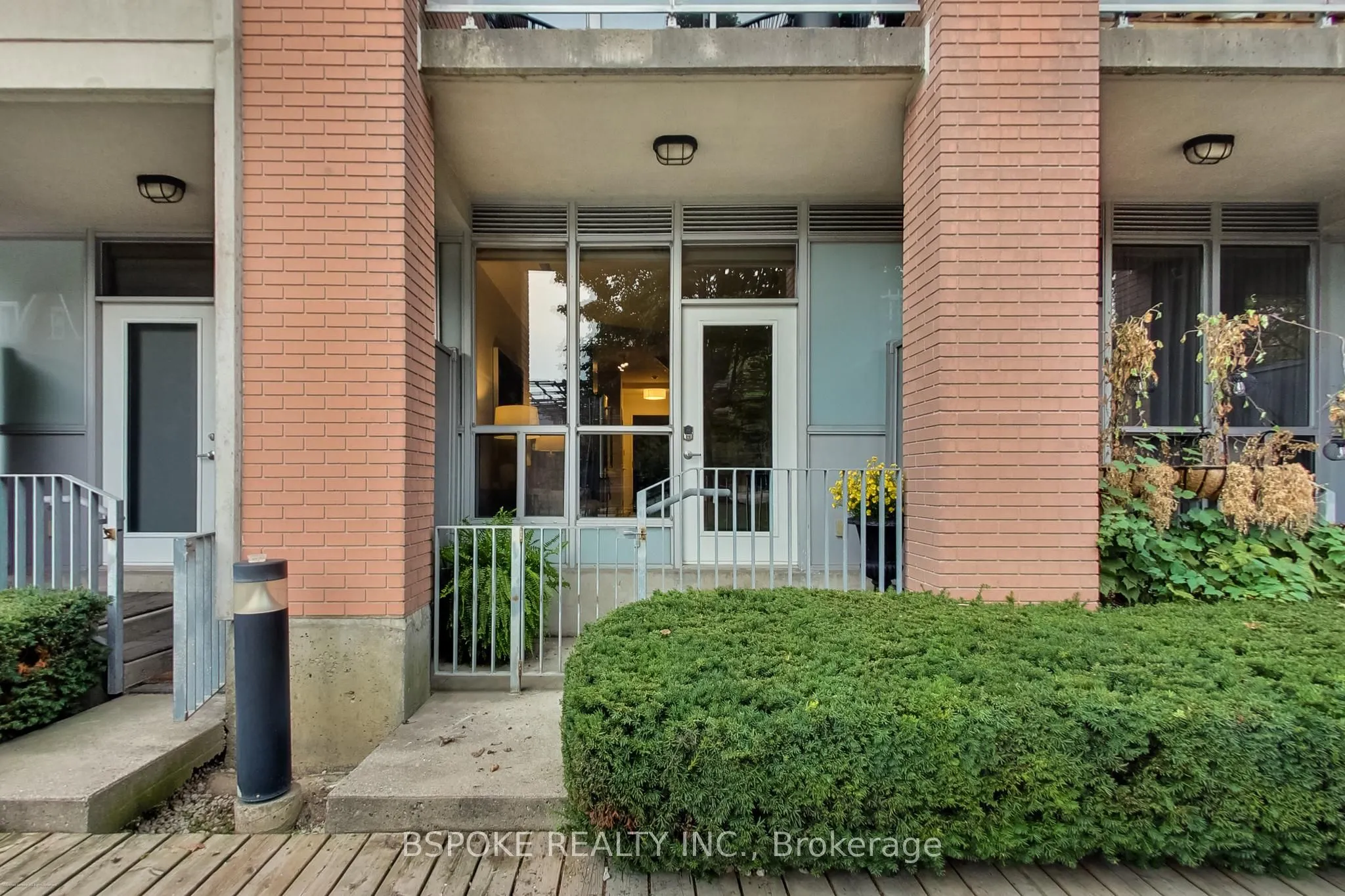 1005 King Street W #132