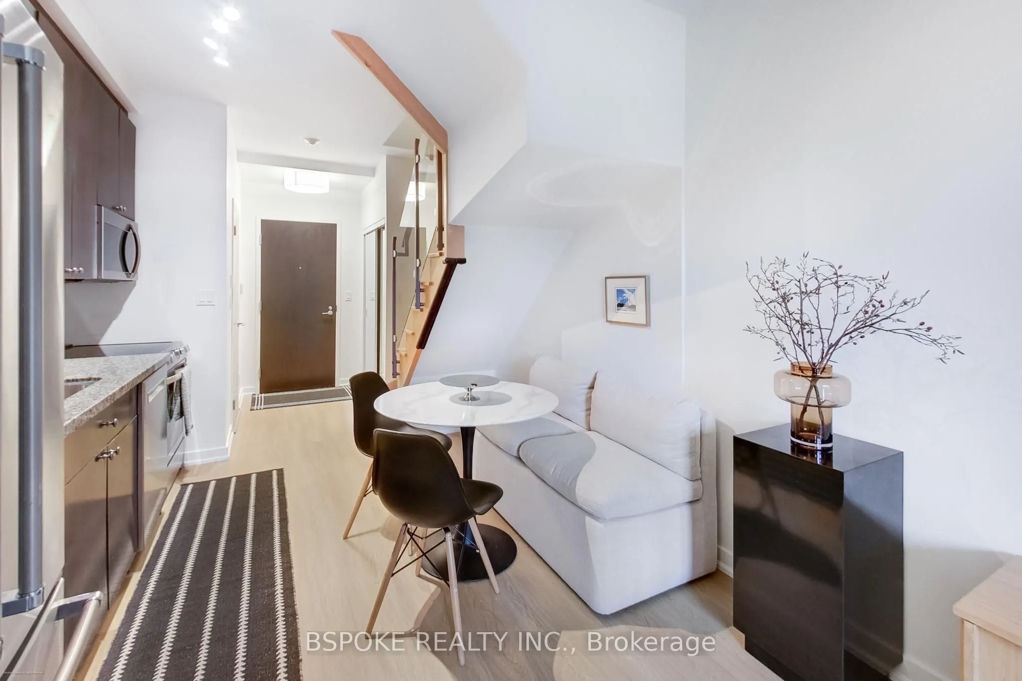 1005 King Street W #132