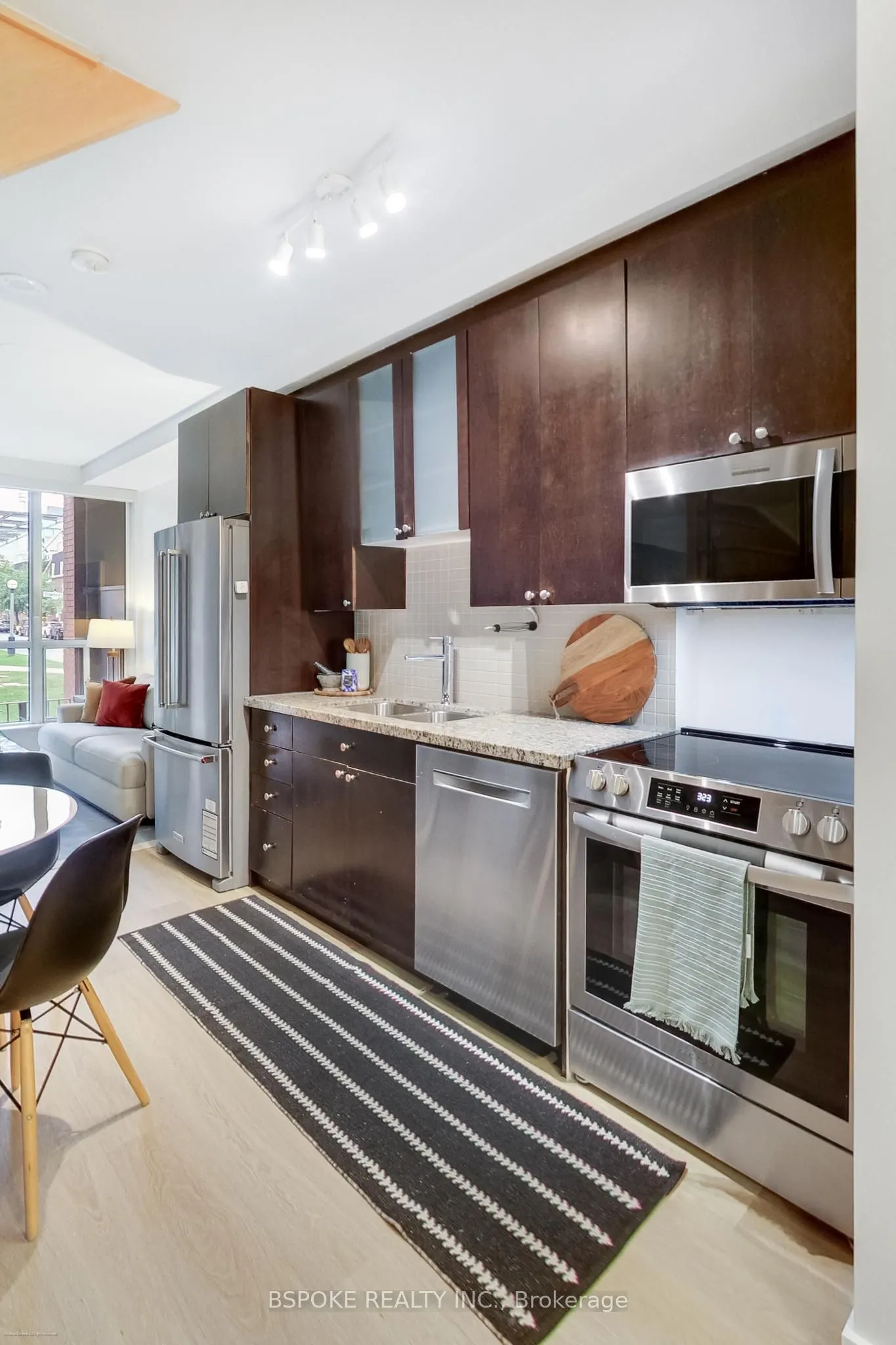 1005 King Street W #132