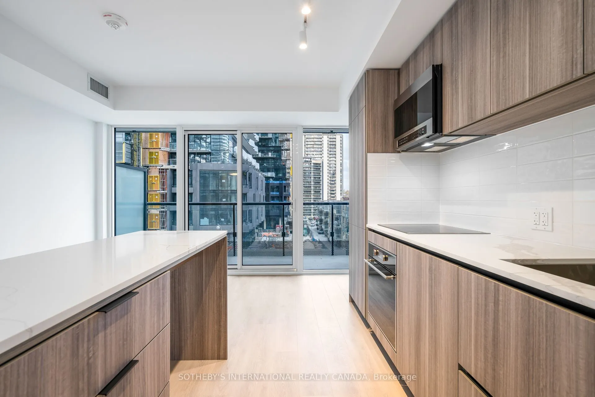 117 Broadway Avenue #407