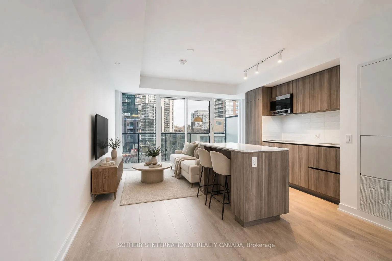 117 Broadway Avenue #407