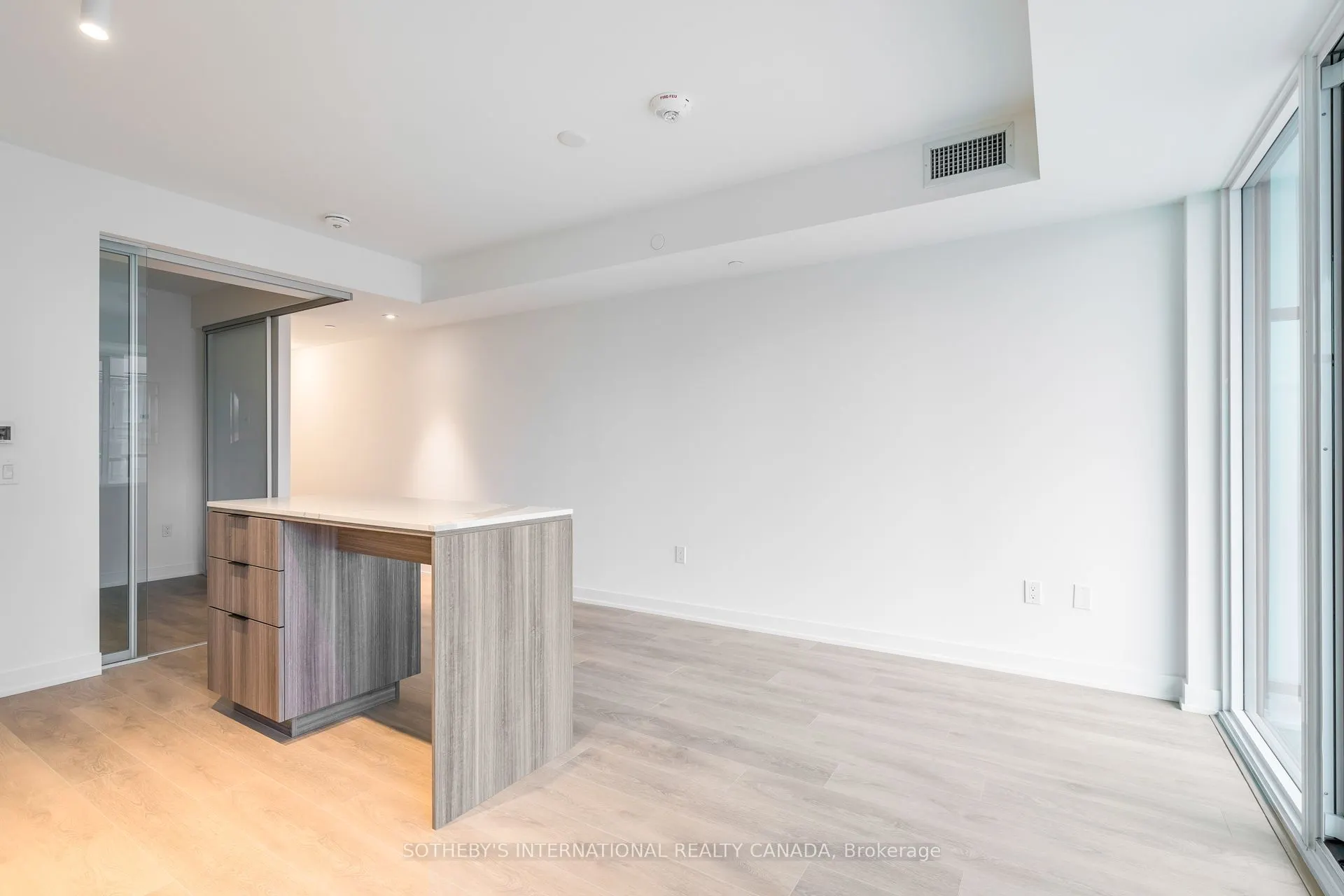 117 Broadway Avenue #407