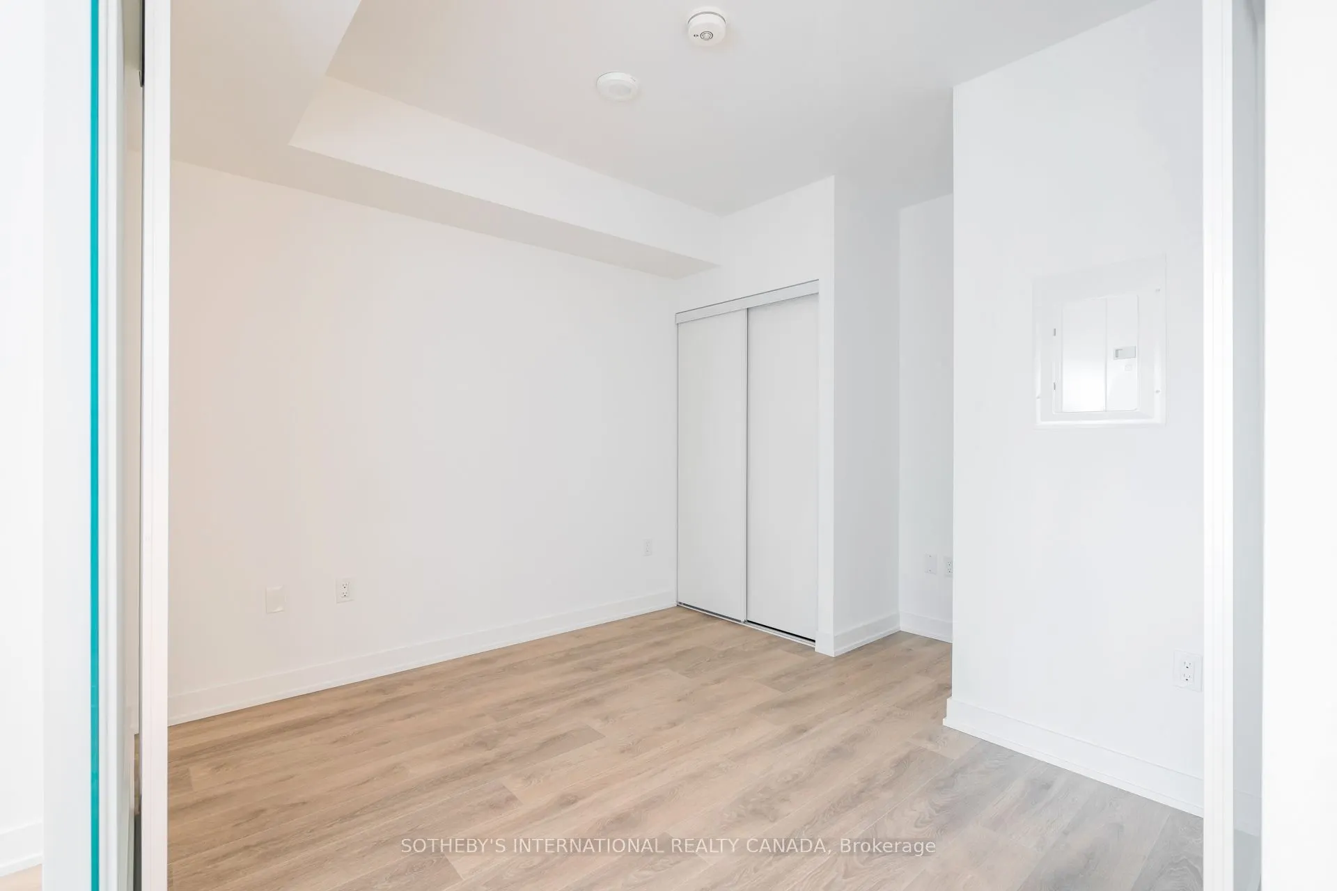 117 Broadway Avenue #407