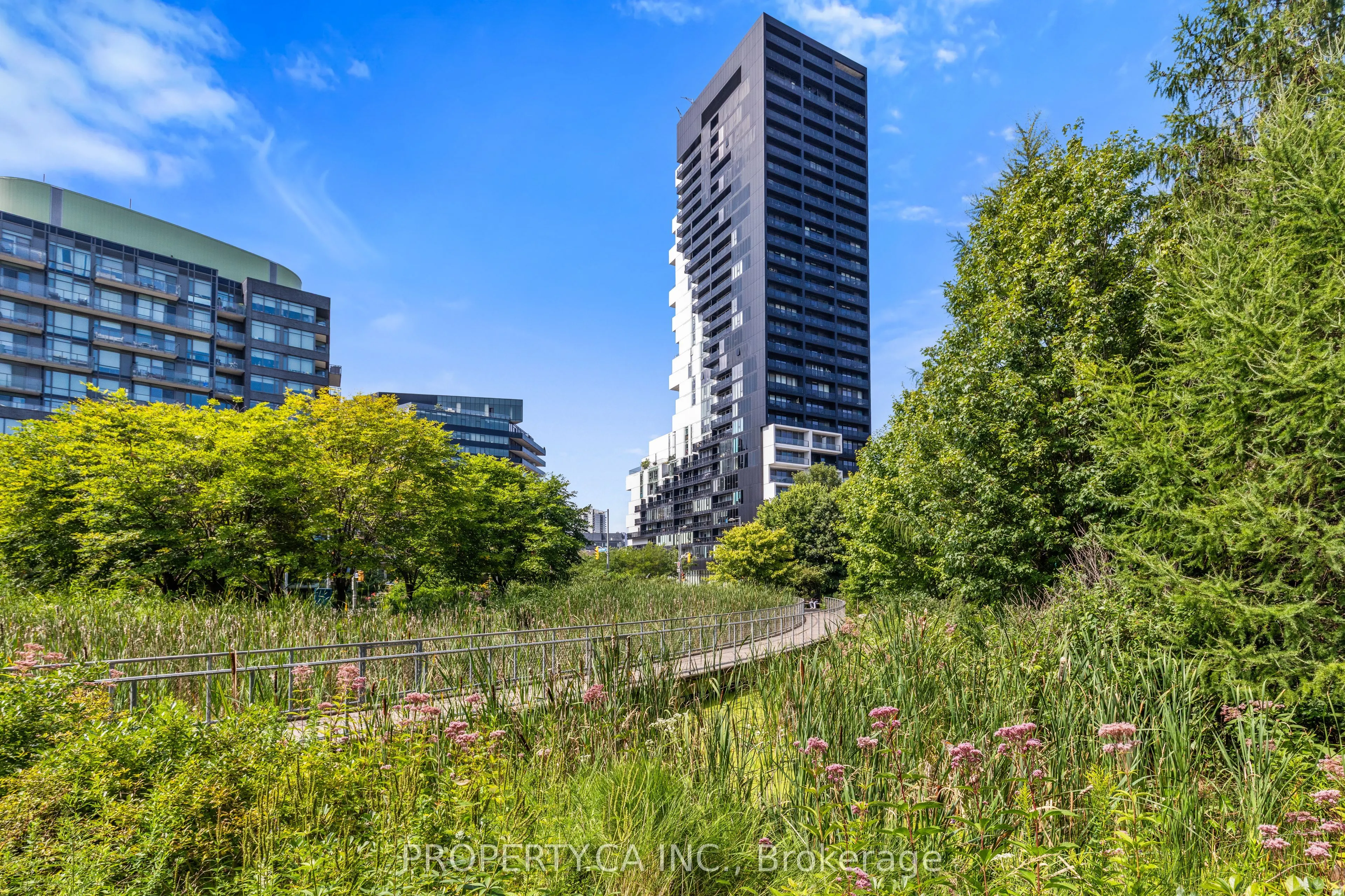 120 Bayview Avenue #N122