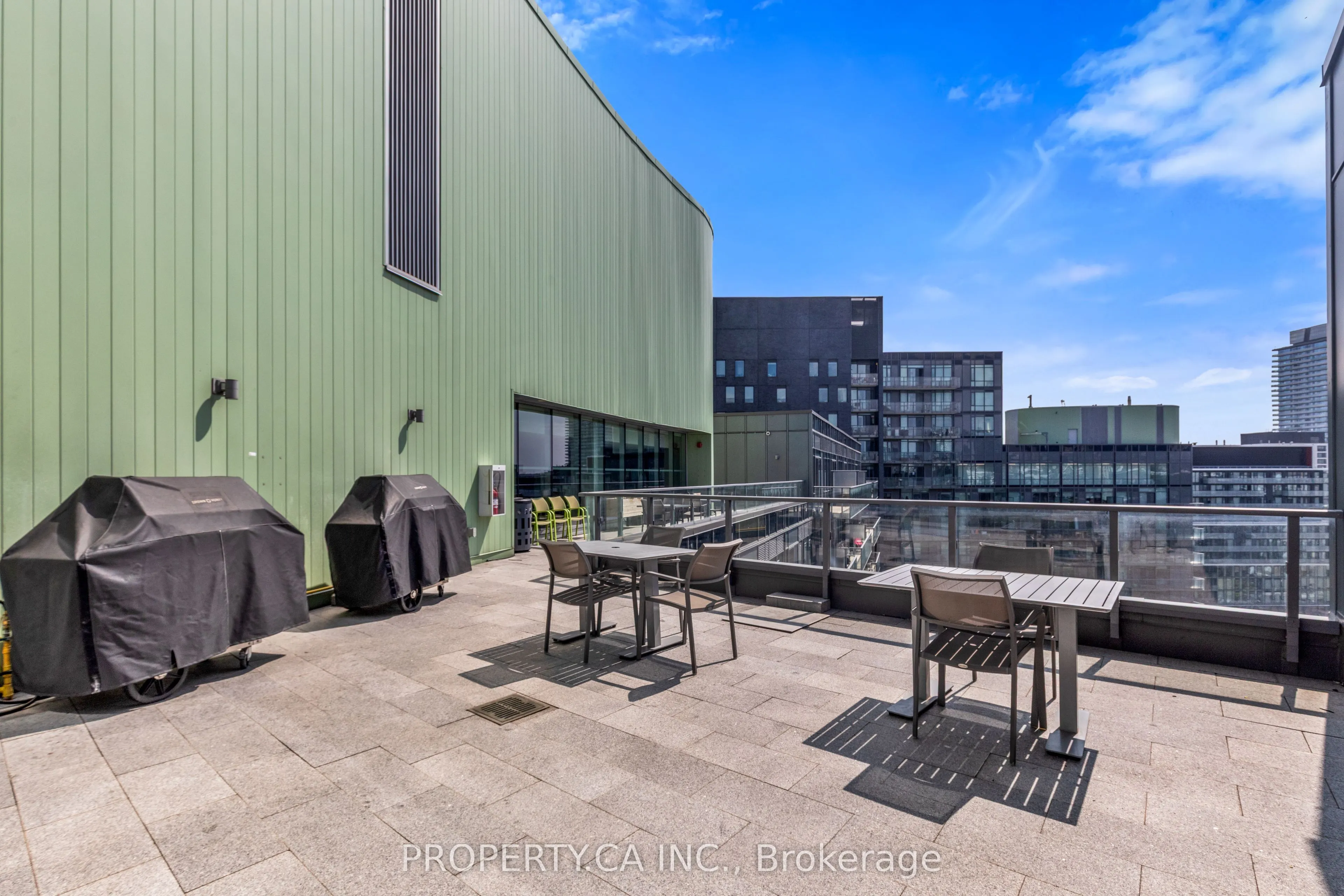 120 Bayview Avenue #N122