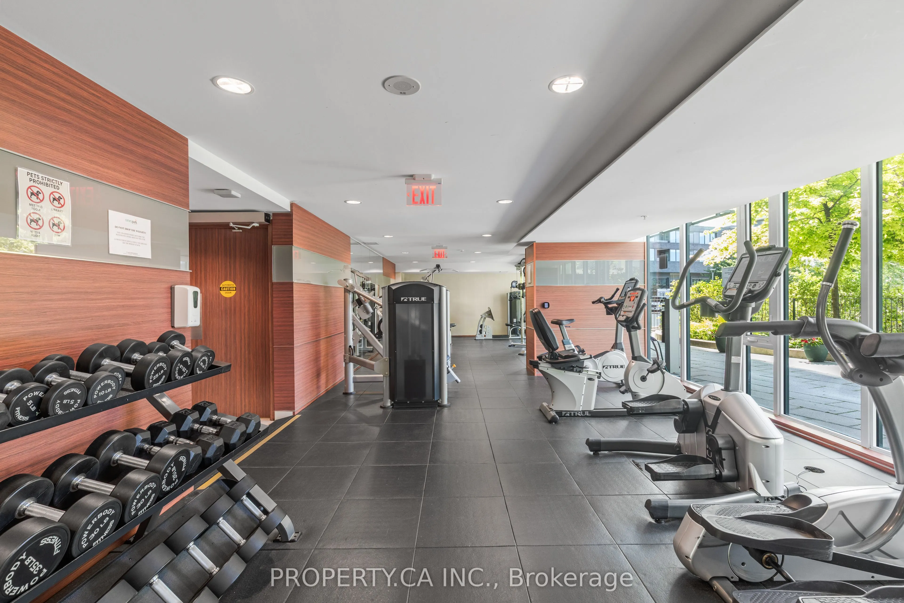 120 Bayview Avenue #N122
