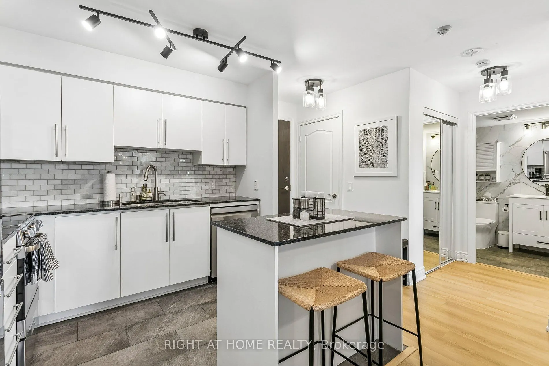 1103 Leslie Street #805