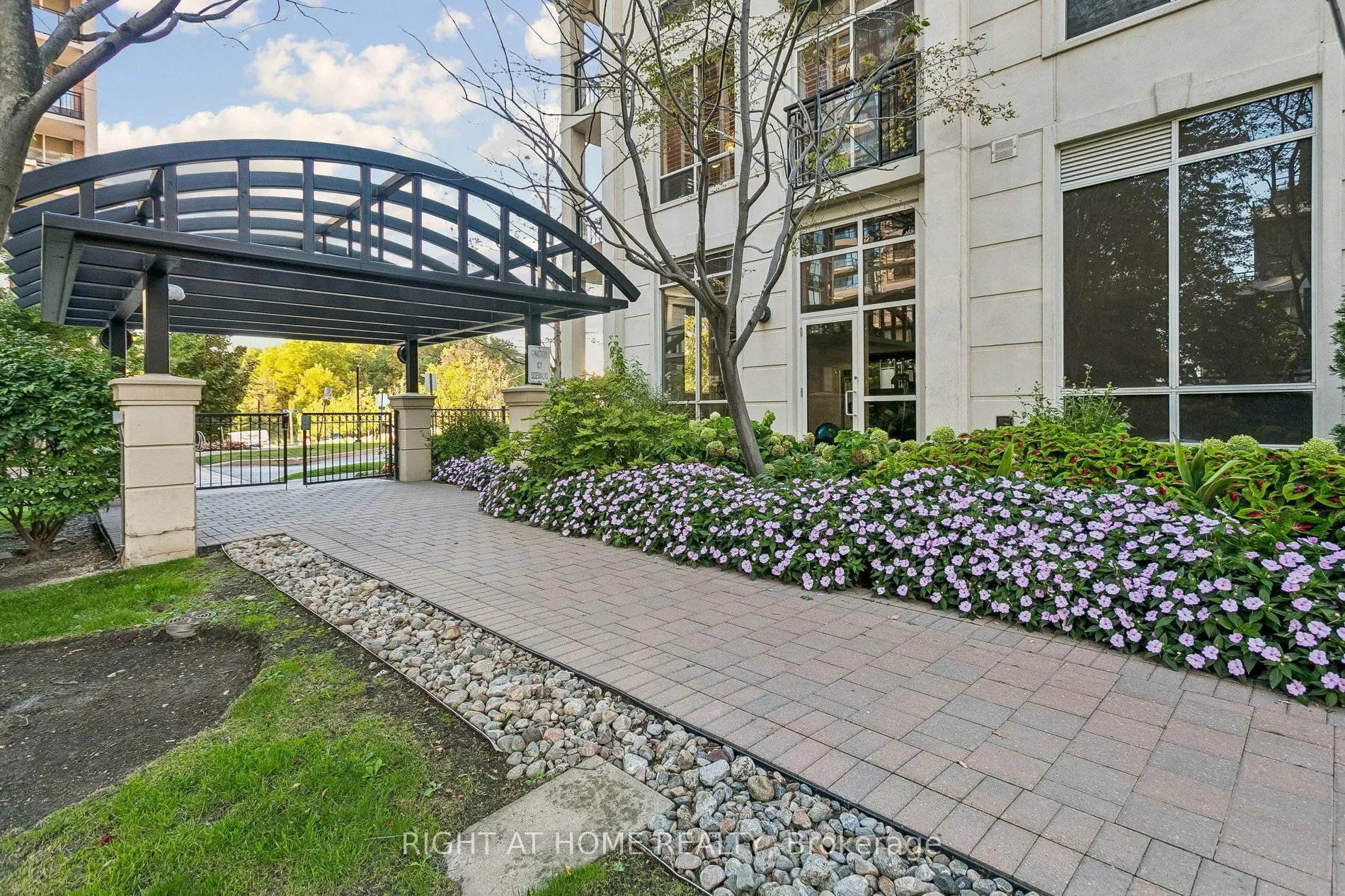 1103 Leslie Street #805