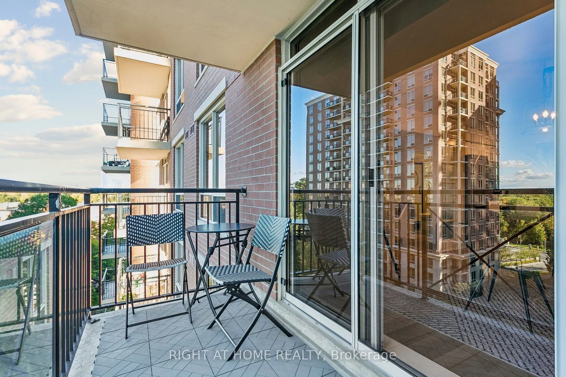 1103 Leslie Street #805