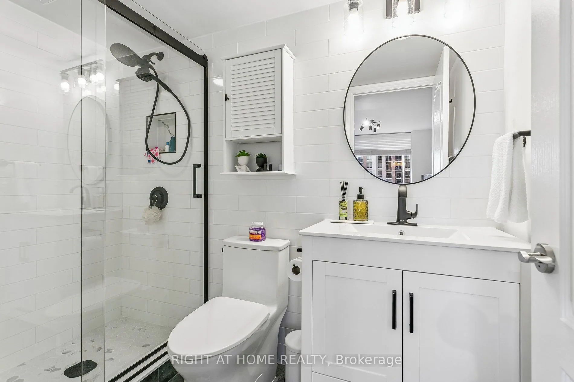 1103 Leslie Street #805
