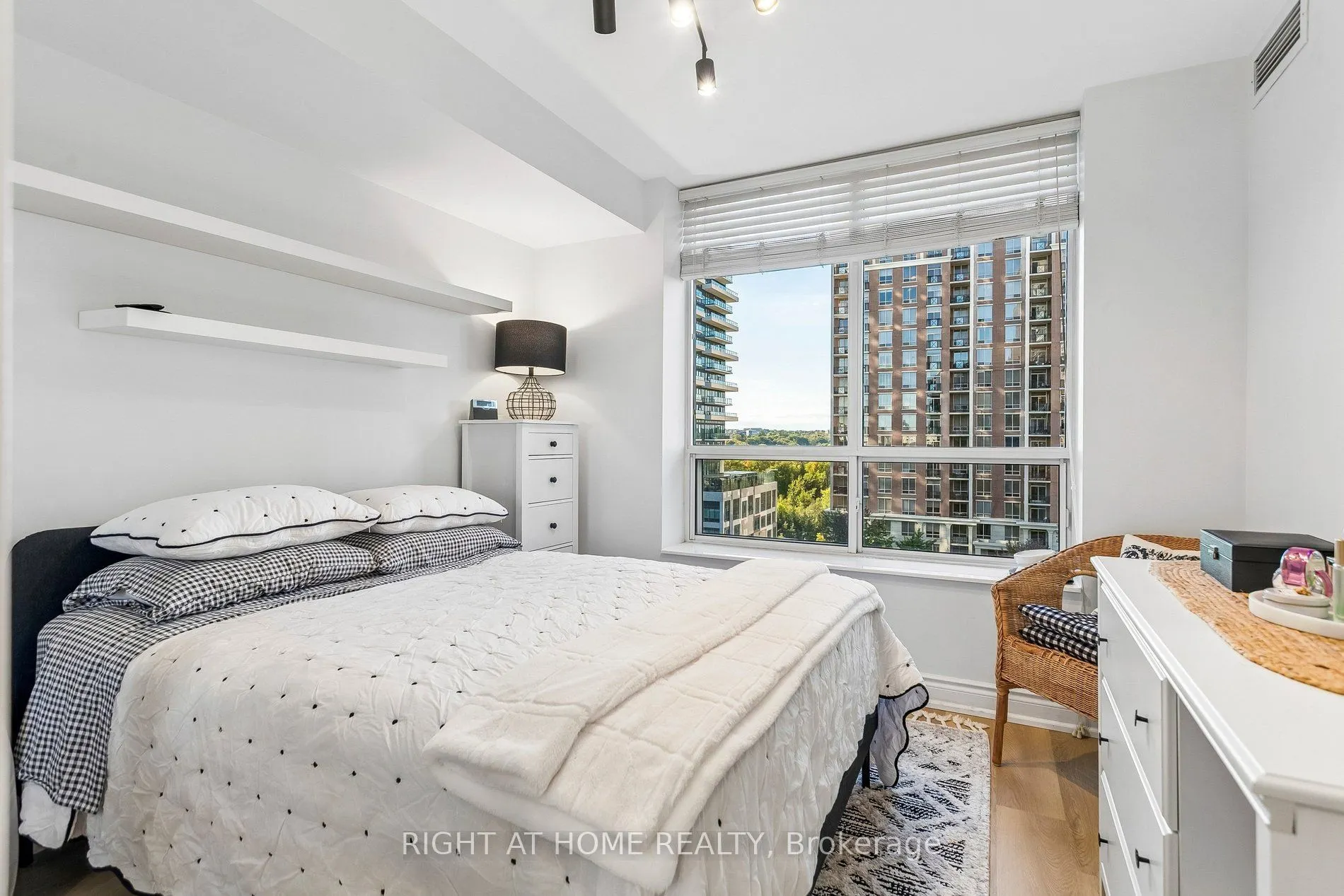 1103 Leslie Street #805