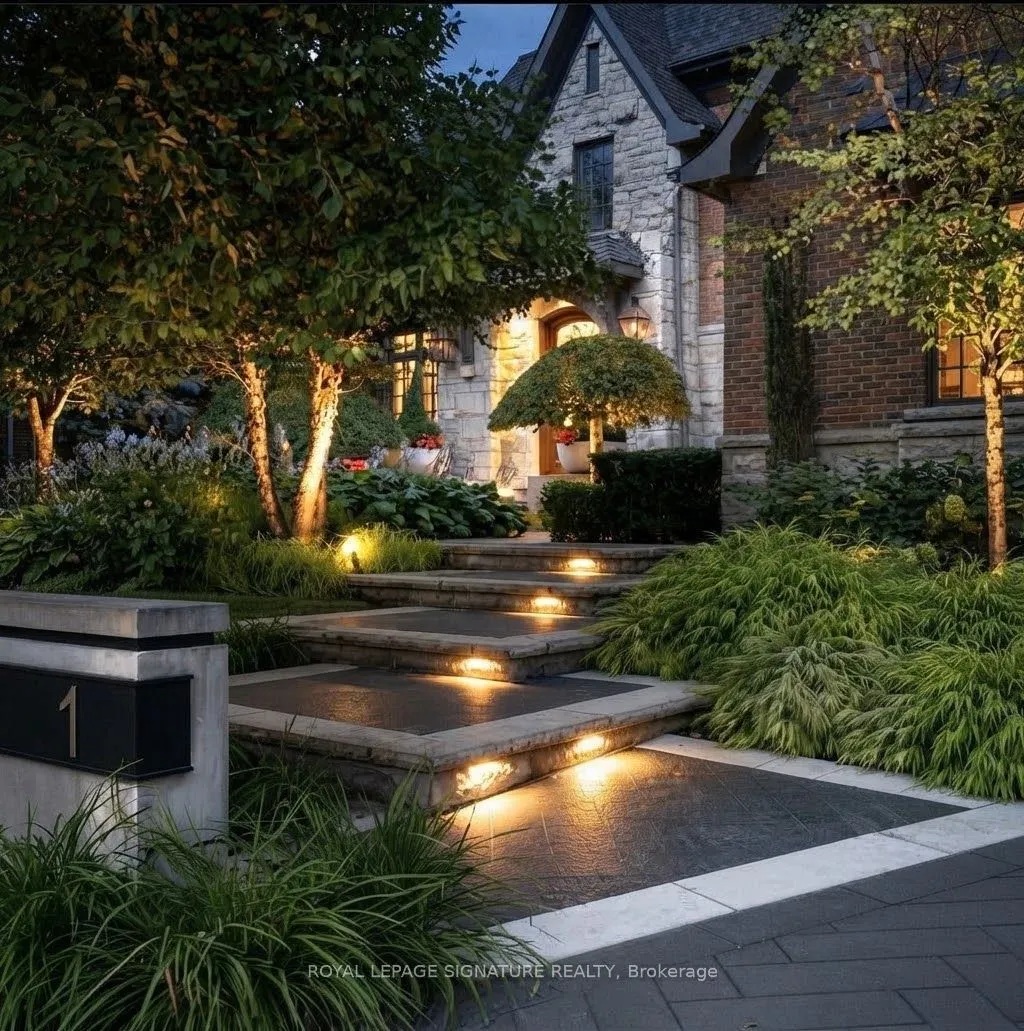 1 Oakley Place