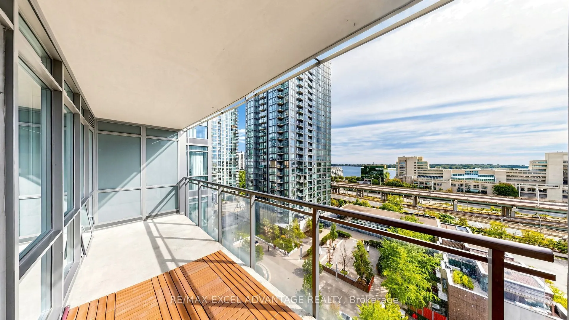 15 Fort York Boulevard #1111