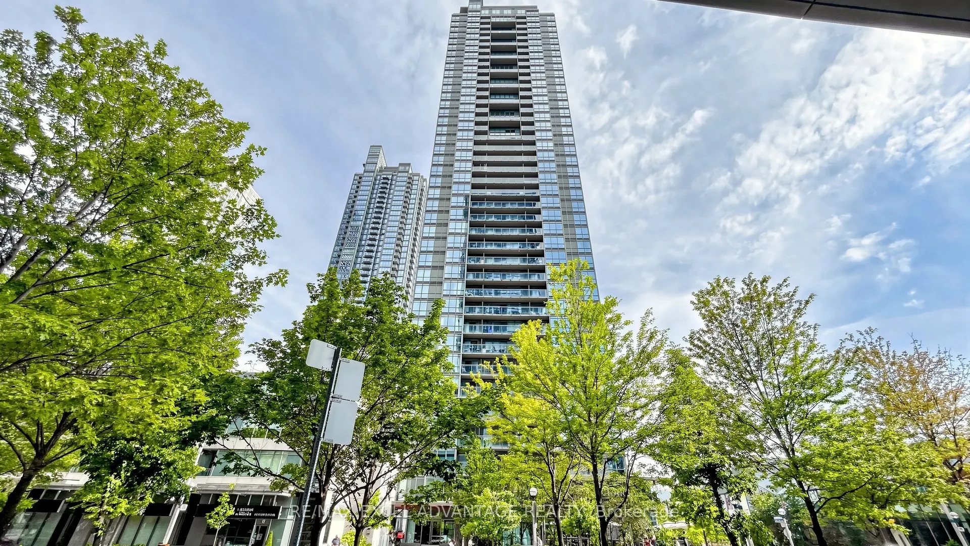 15 Fort York Boulevard #1111
