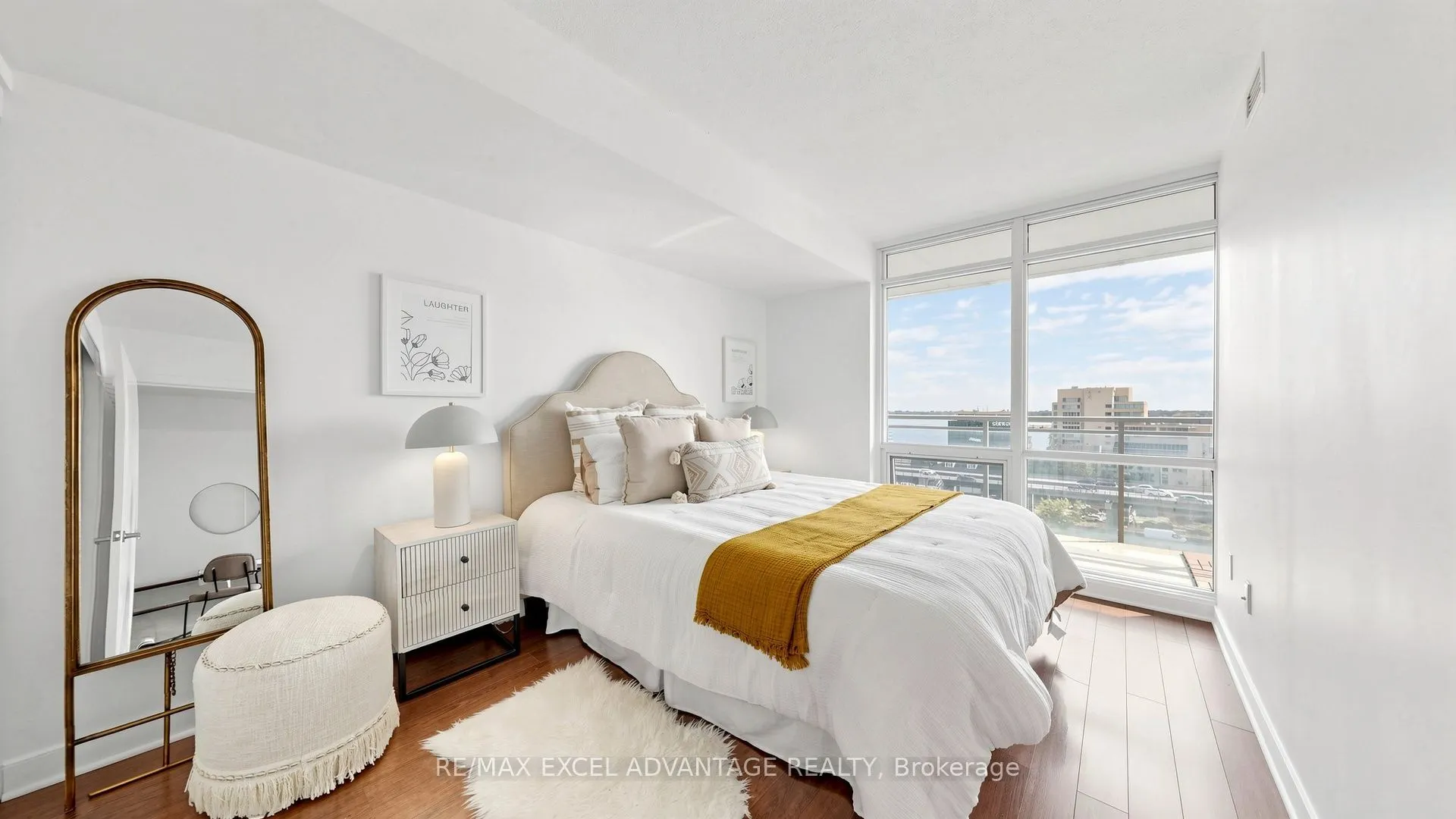 15 Fort York Boulevard #1111