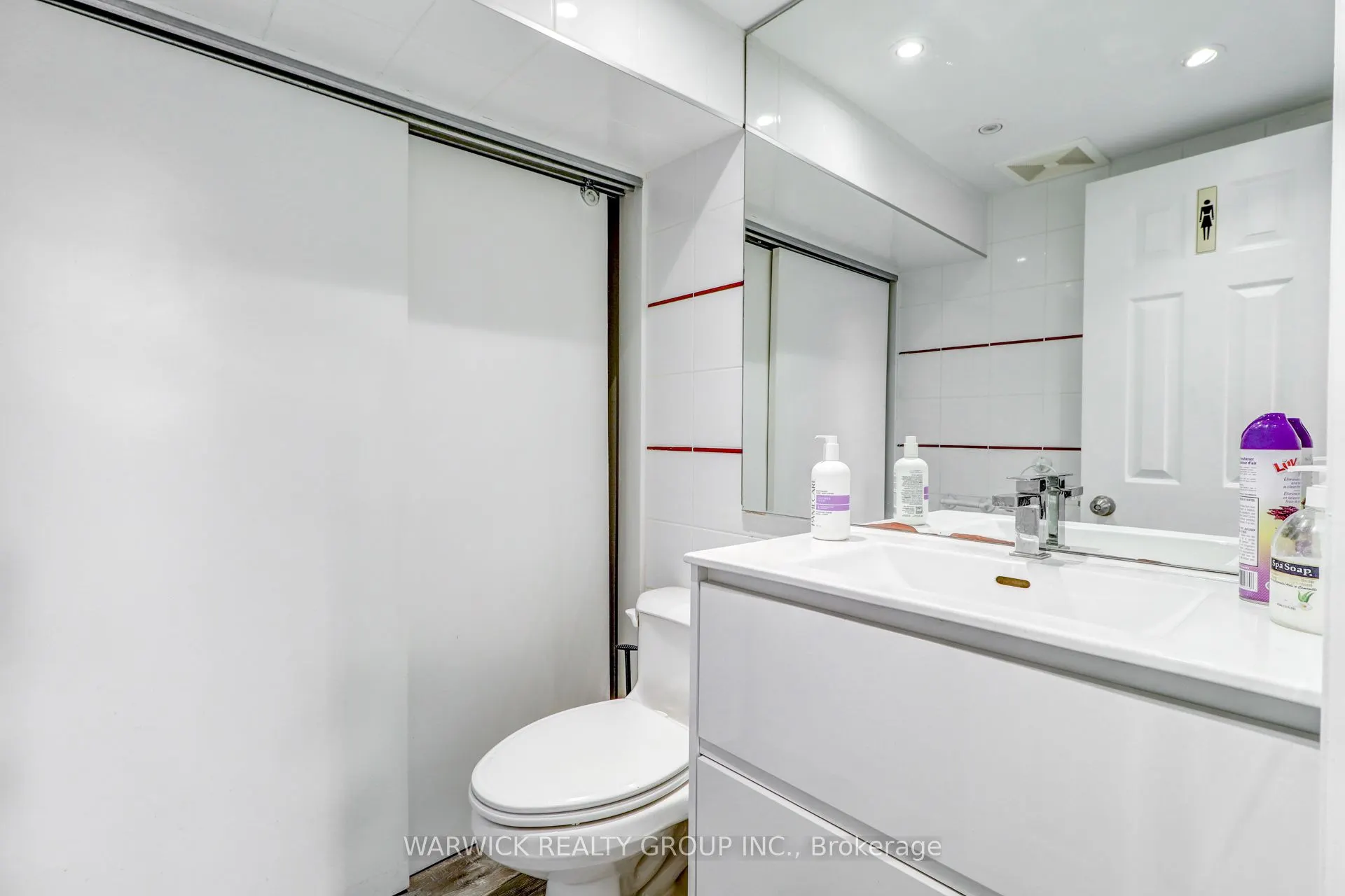123 Sheppard Avenue E
