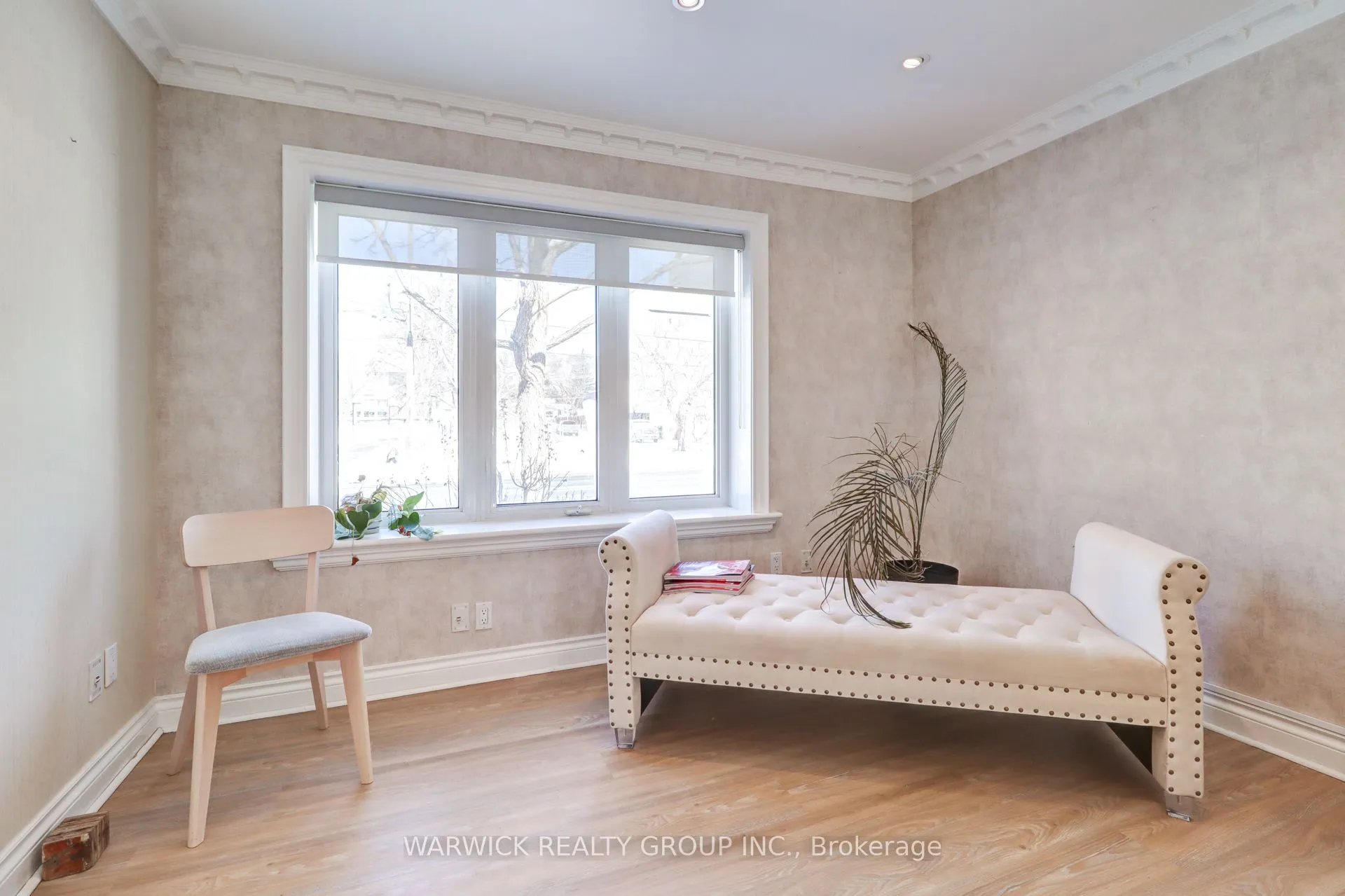 123 Sheppard Avenue E