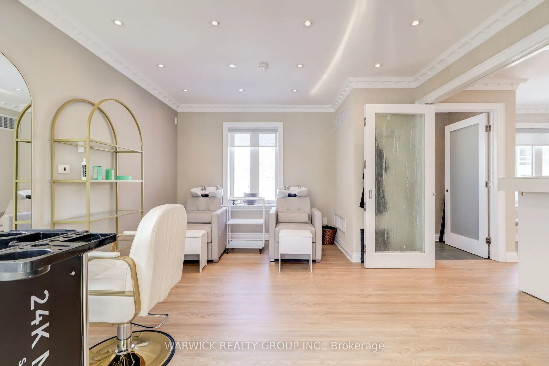 123 Sheppard Avenue E