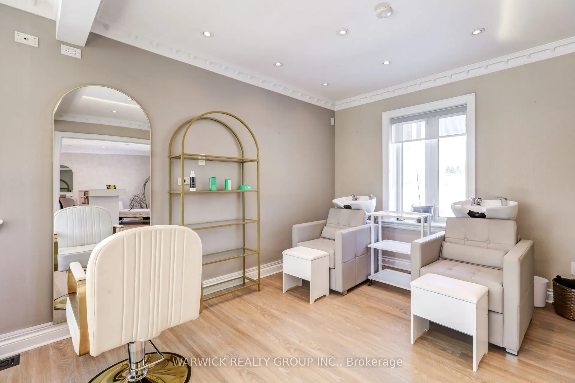 123 Sheppard Avenue E