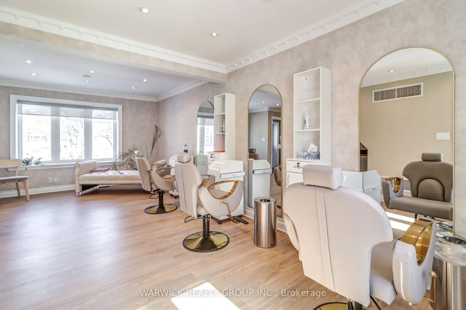 123 Sheppard Avenue E
