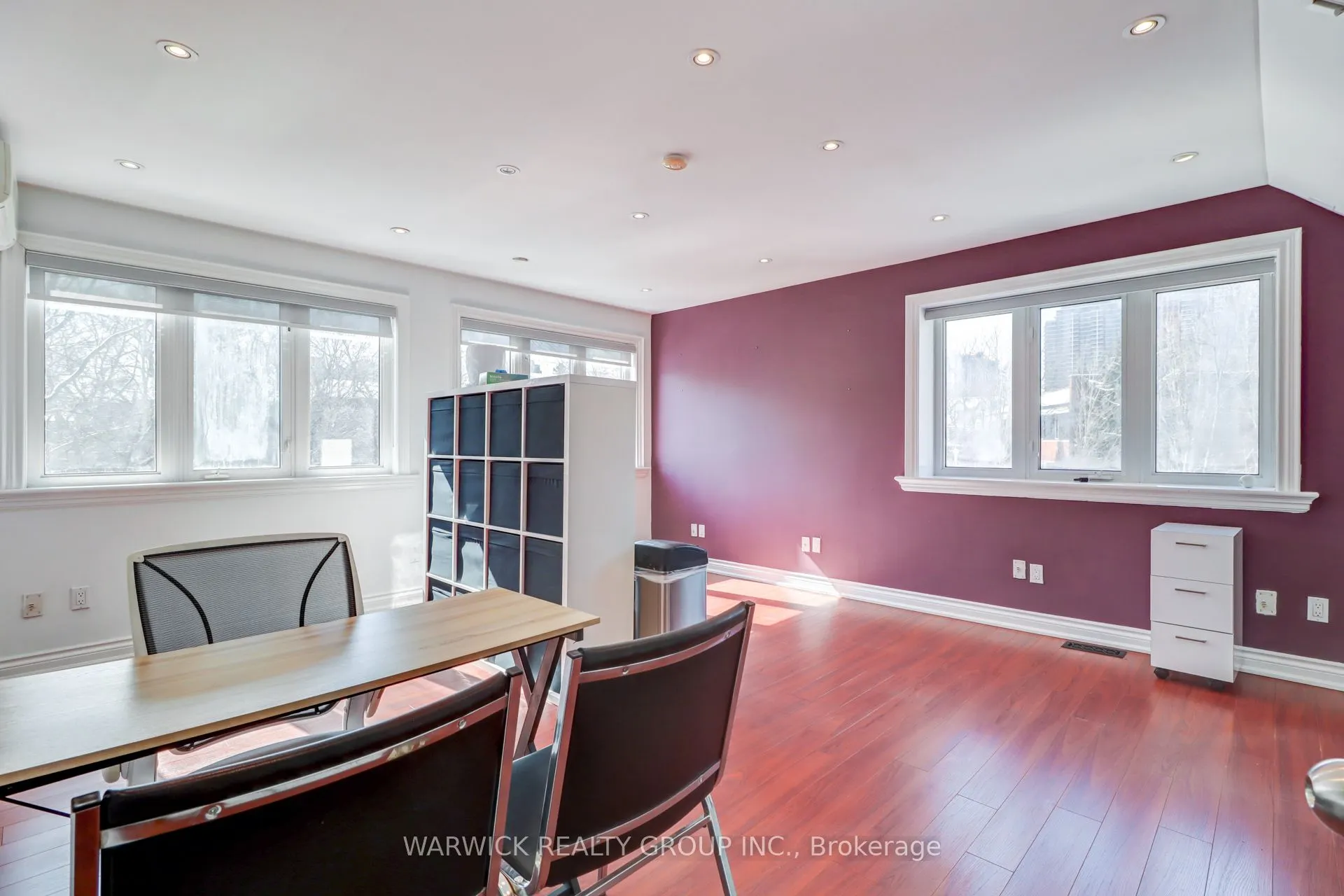 123 Sheppard Avenue E