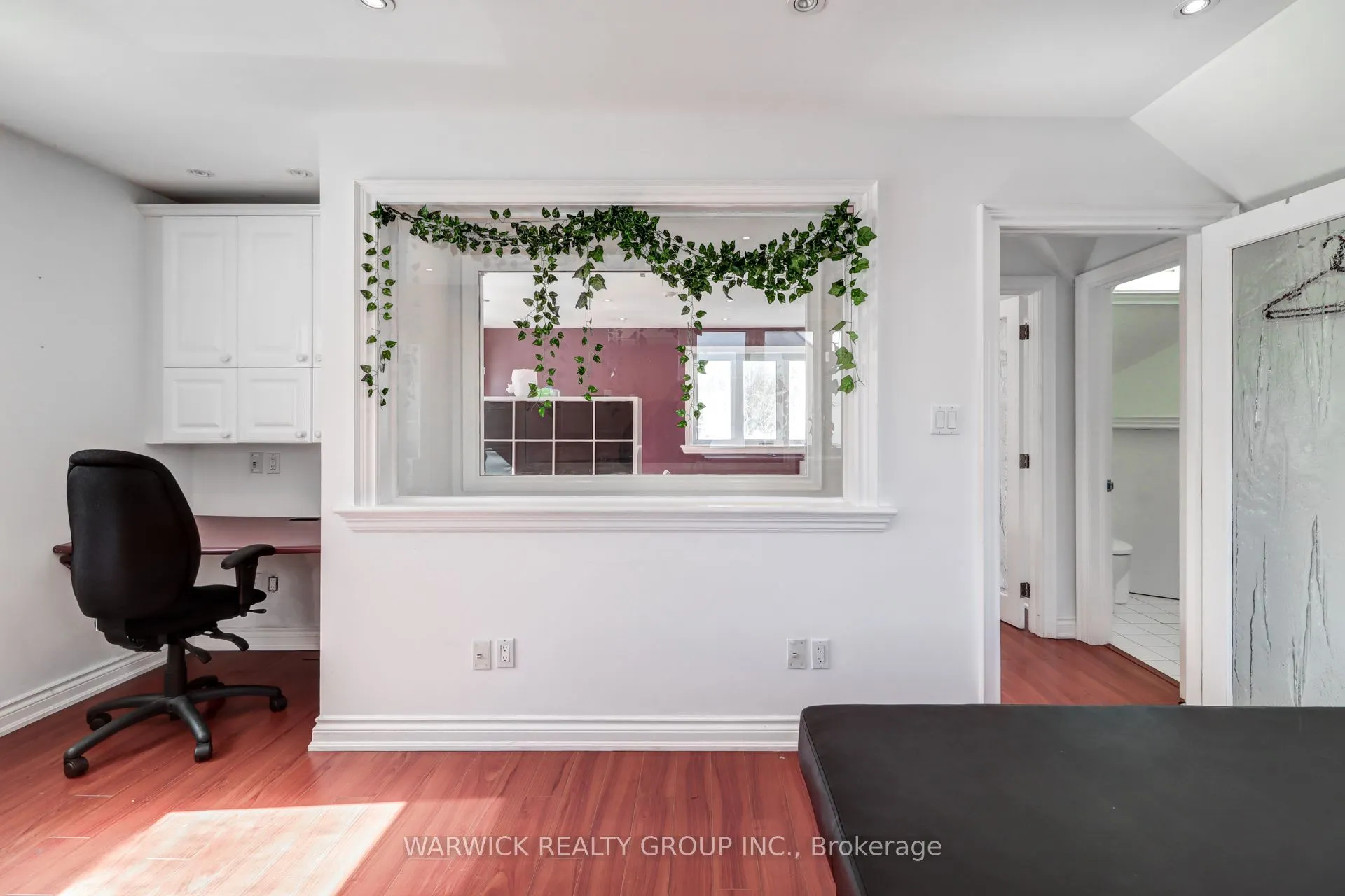 123 Sheppard Avenue E