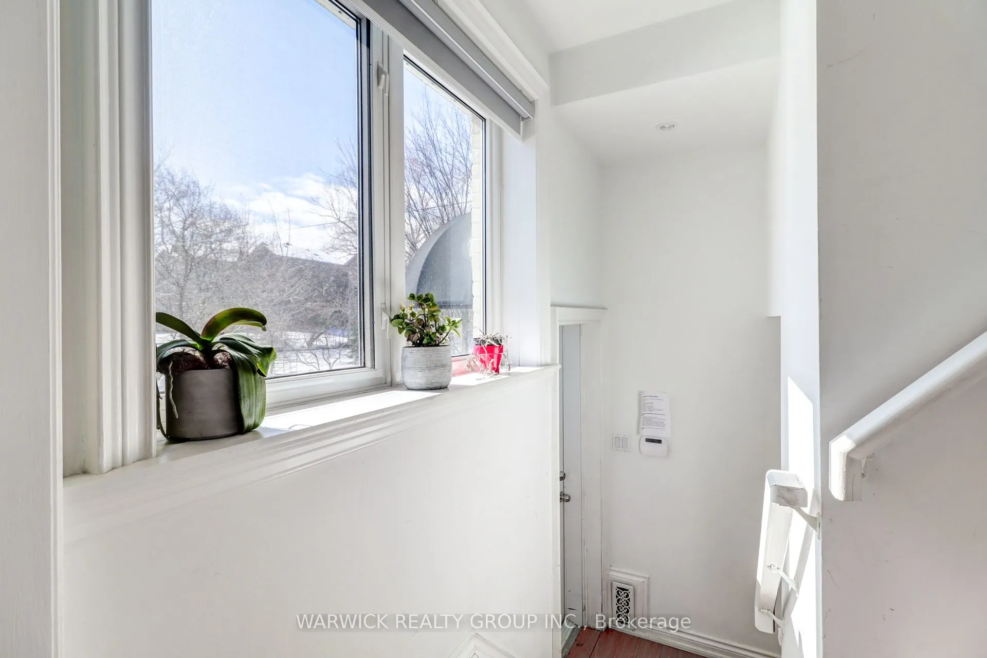 123 Sheppard Avenue E