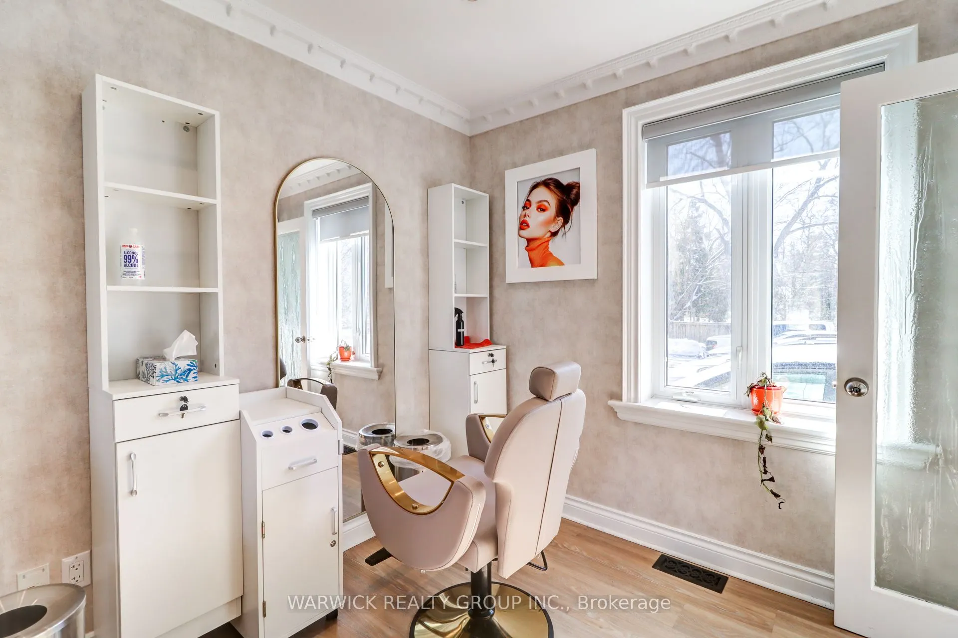 123 Sheppard Avenue E