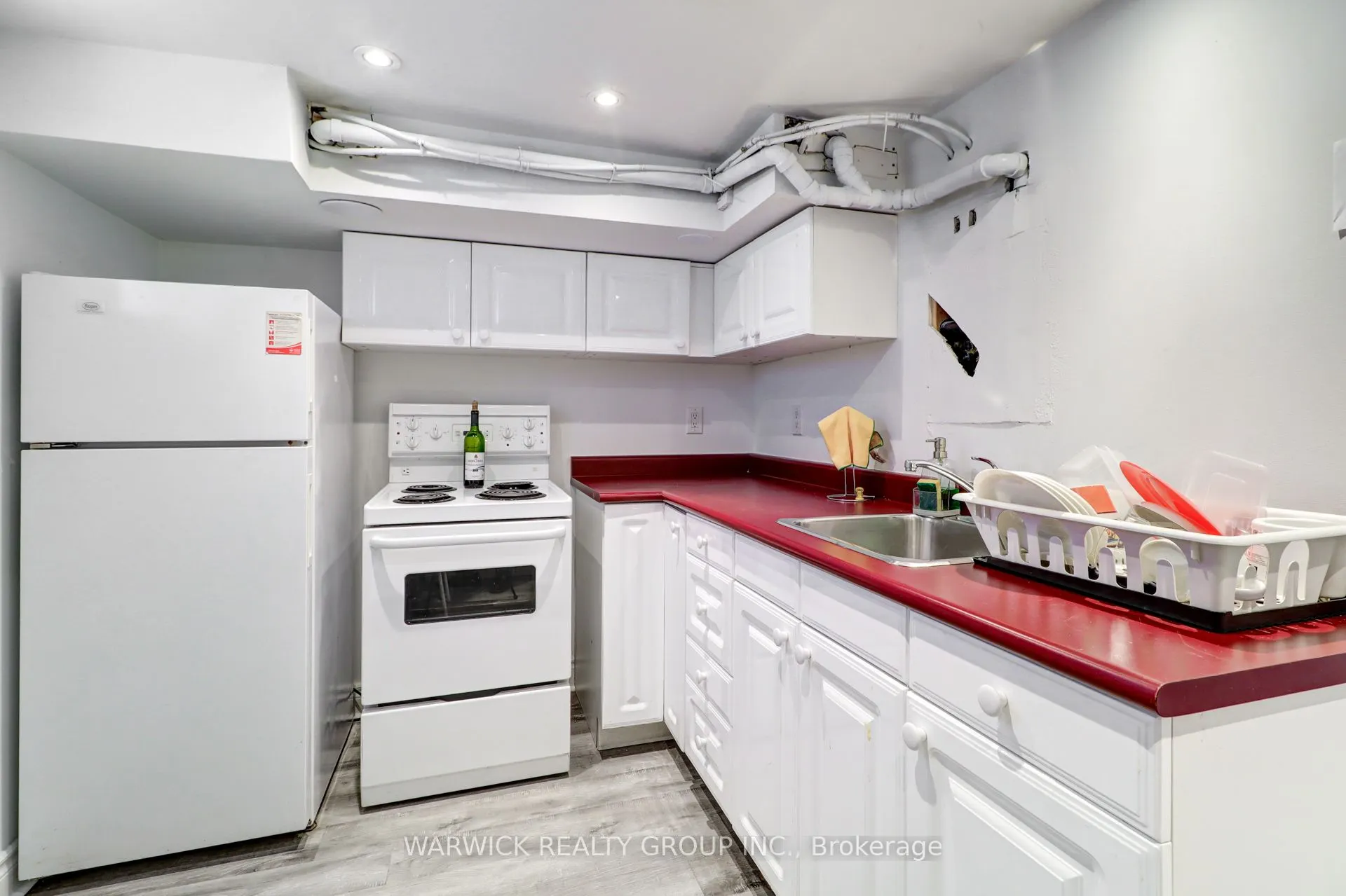123 Sheppard Avenue E