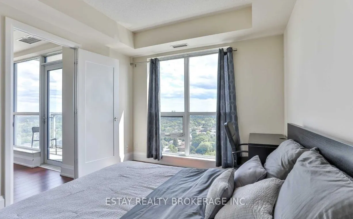 120 Harrison Garden Boulevard #1906