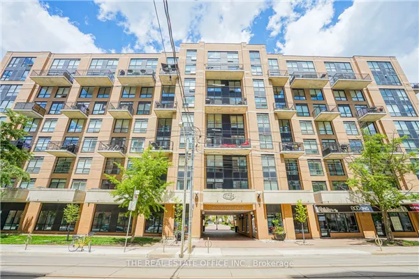 800 King Street W #414