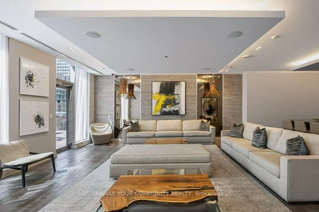 88 Scott Street #506