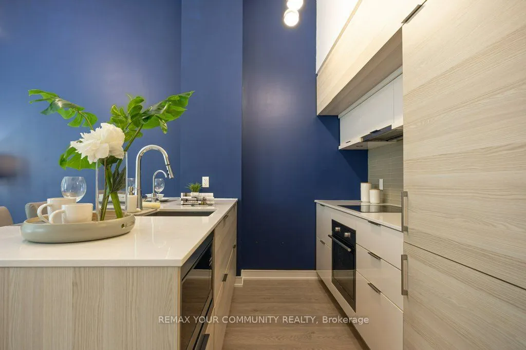 88 Scott Street #506