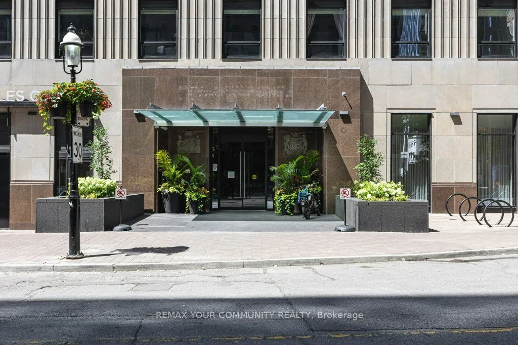 88 Scott Street #506